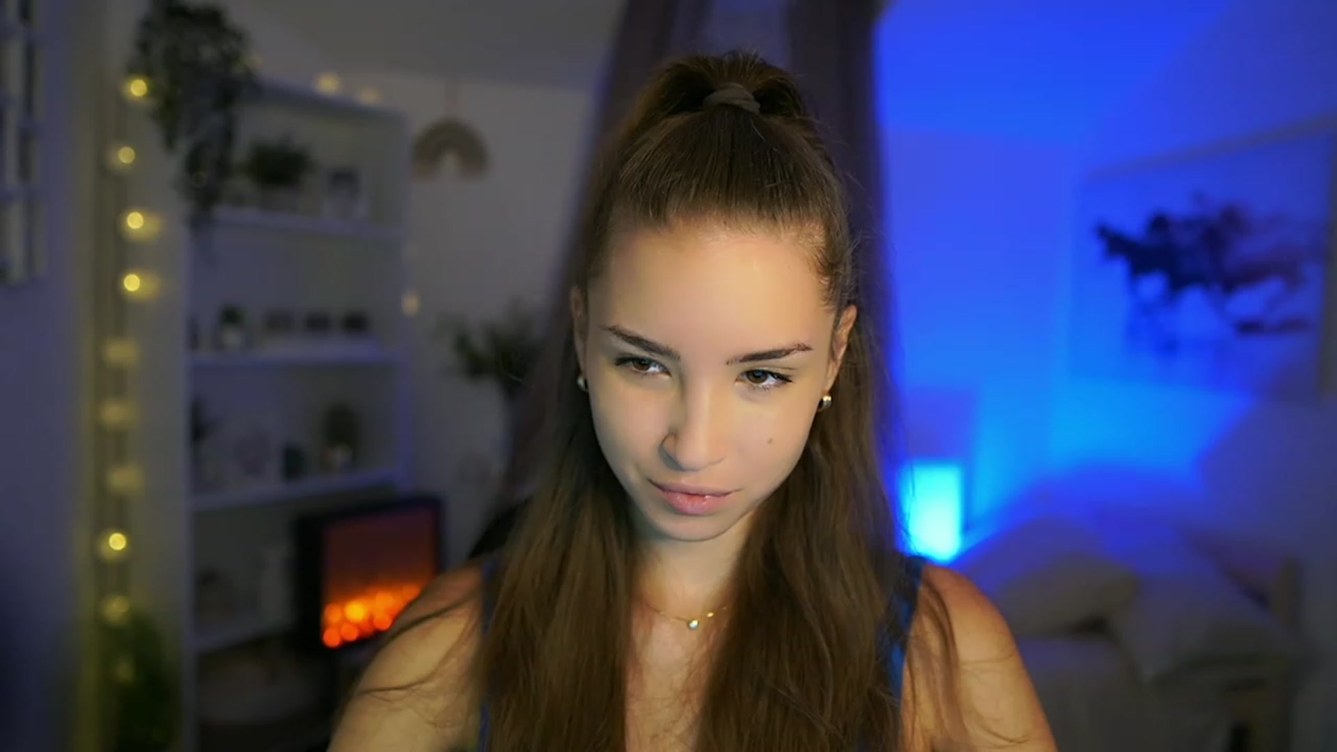 Gallery image thumbnail from Shy_jane's myfreecams stream on, 09/14/2023, 08:57 image 13 of 20