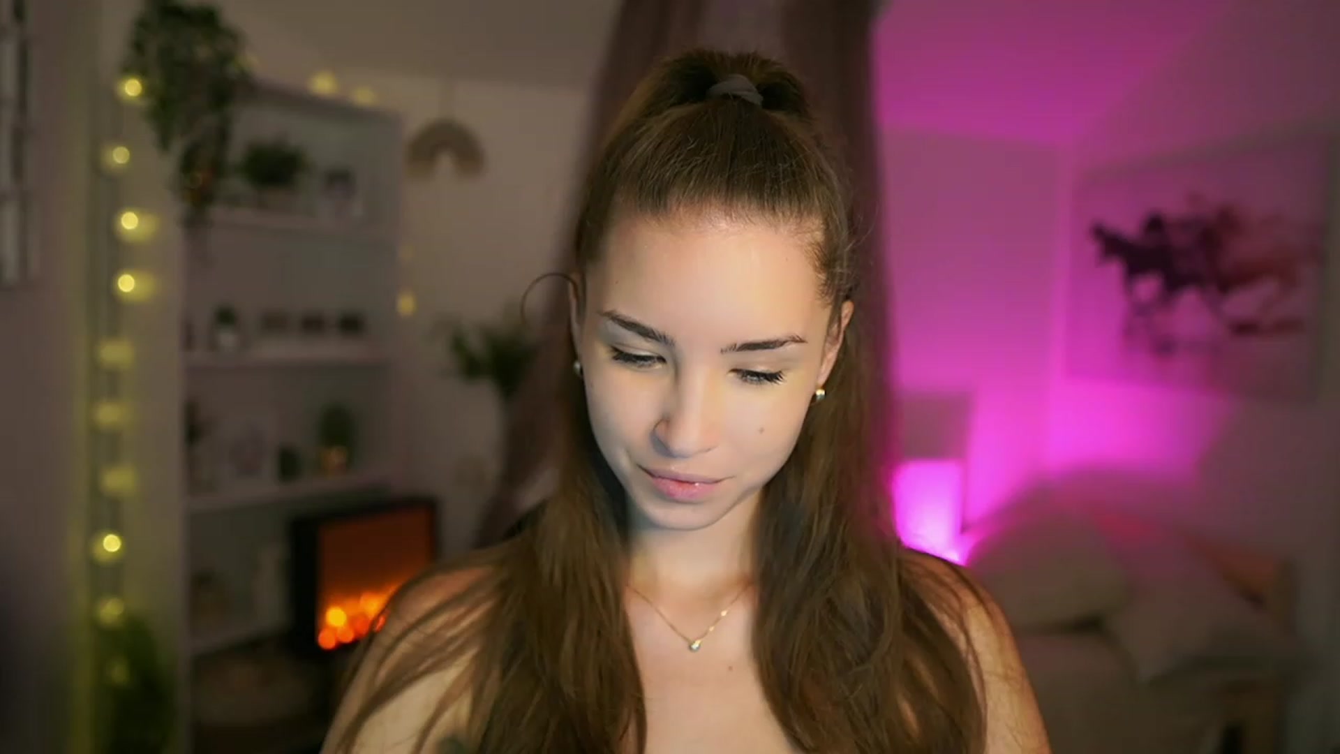 Gallery image thumbnail from Shy_jane's myfreecams stream on, 09/14/2023, 12:14 image 2 of 20