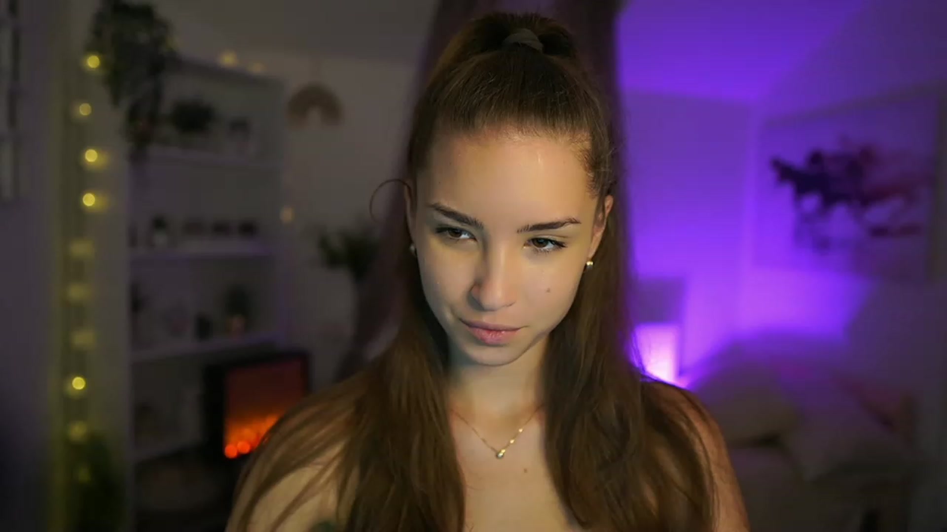 Gallery image thumbnail from Shy_jane's myfreecams stream on, 09/14/2023, 12:14 image 1 of 20