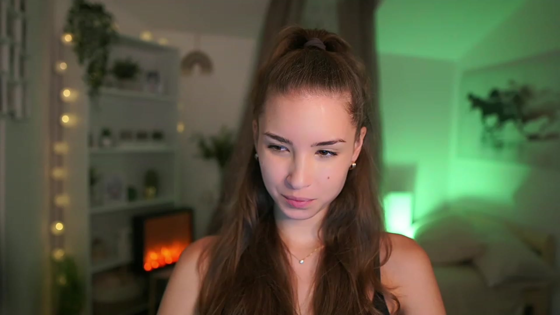 Gallery image thumbnail from Shy_jane's myfreecams stream on, 09/14/2023, 13:10 image 11 of 20
