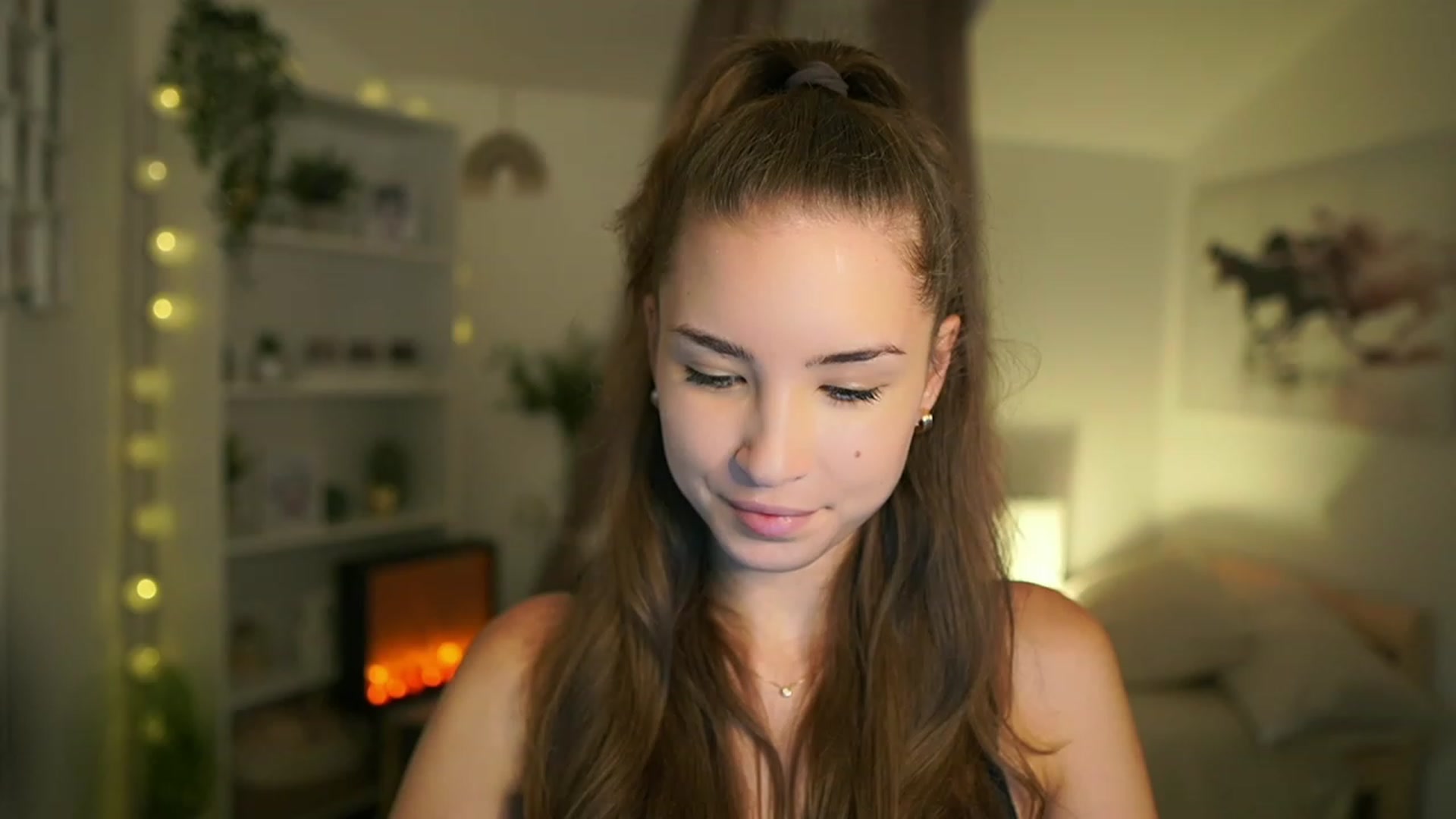 Gallery image thumbnail from Shy_jane's myfreecams stream on, 09/14/2023, 13:10 image 2 of 20