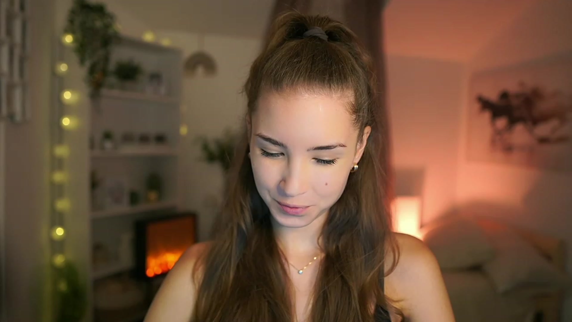 Gallery image thumbnail from Shy_jane's myfreecams stream on, 09/14/2023, 13:10 image 13 of 20