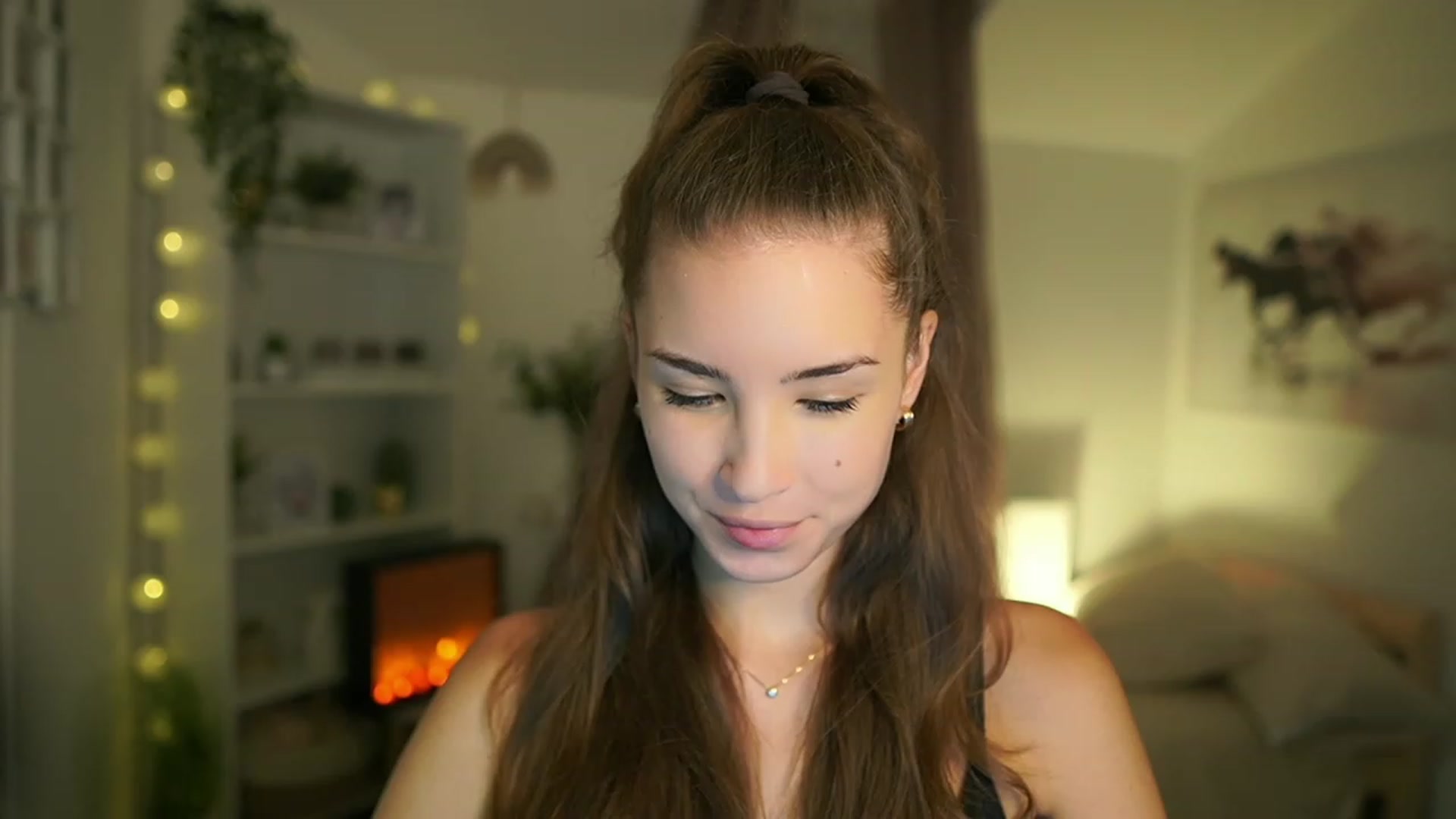Gallery image thumbnail from Shy_jane's myfreecams stream on, 09/14/2023, 13:10 image 12 of 20