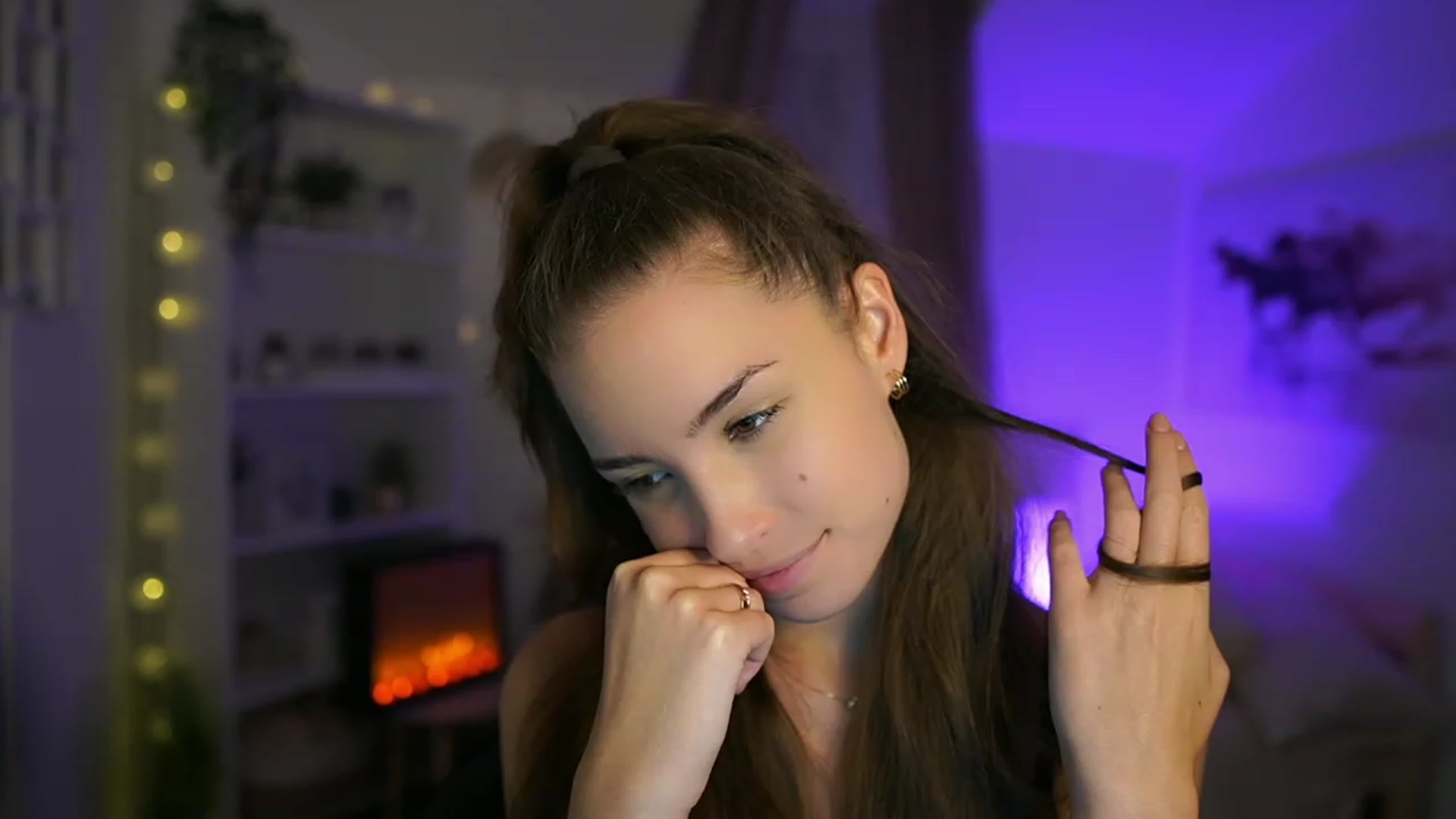 Gallery image thumbnail from Shy_jane's myfreecams stream on, 09/14/2023, 13:10 image 16 of 20