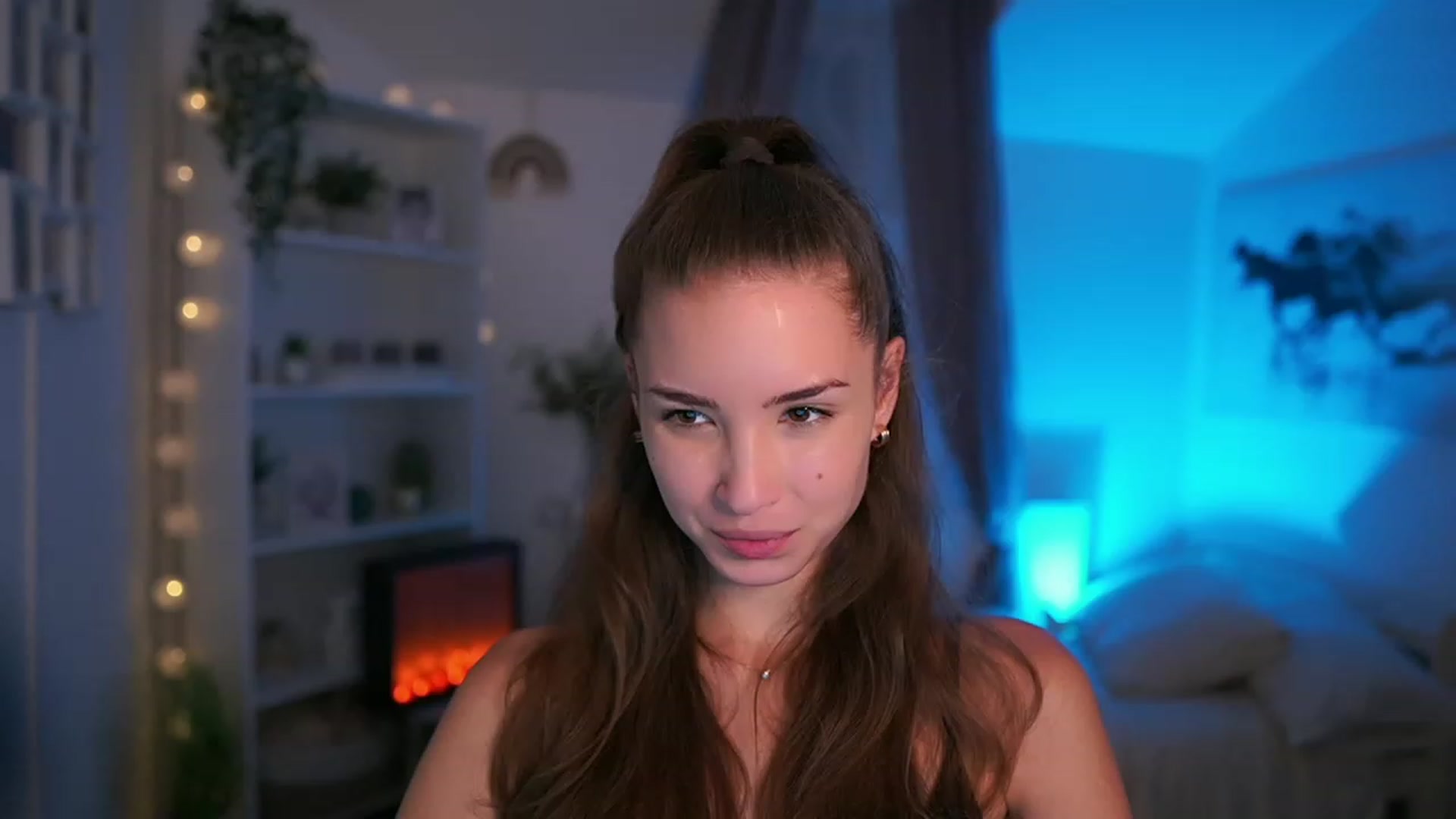 Gallery image thumbnail from Shy_jane's myfreecams stream on, 09/14/2023, 14:55 image 15 of 20
