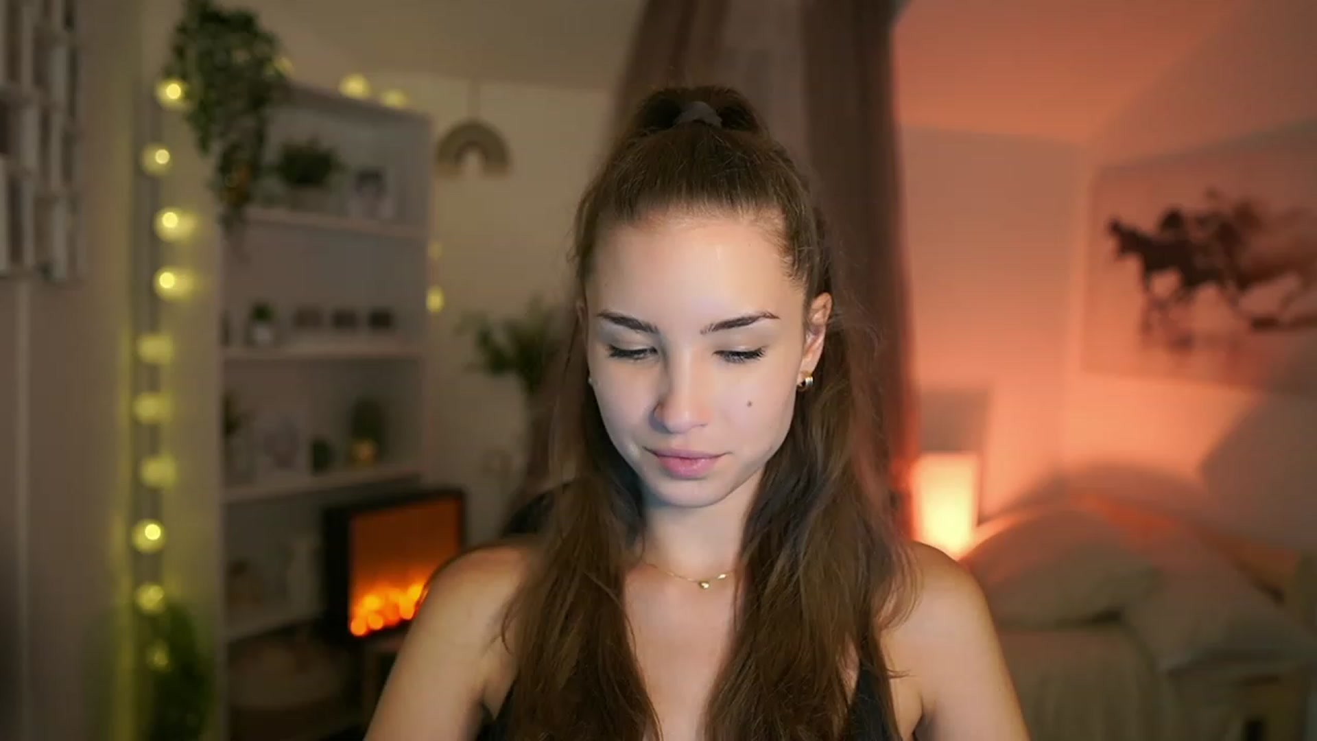 Gallery image thumbnail from Shy_jane's myfreecams stream on, 09/14/2023, 17:35 image 3 of 20