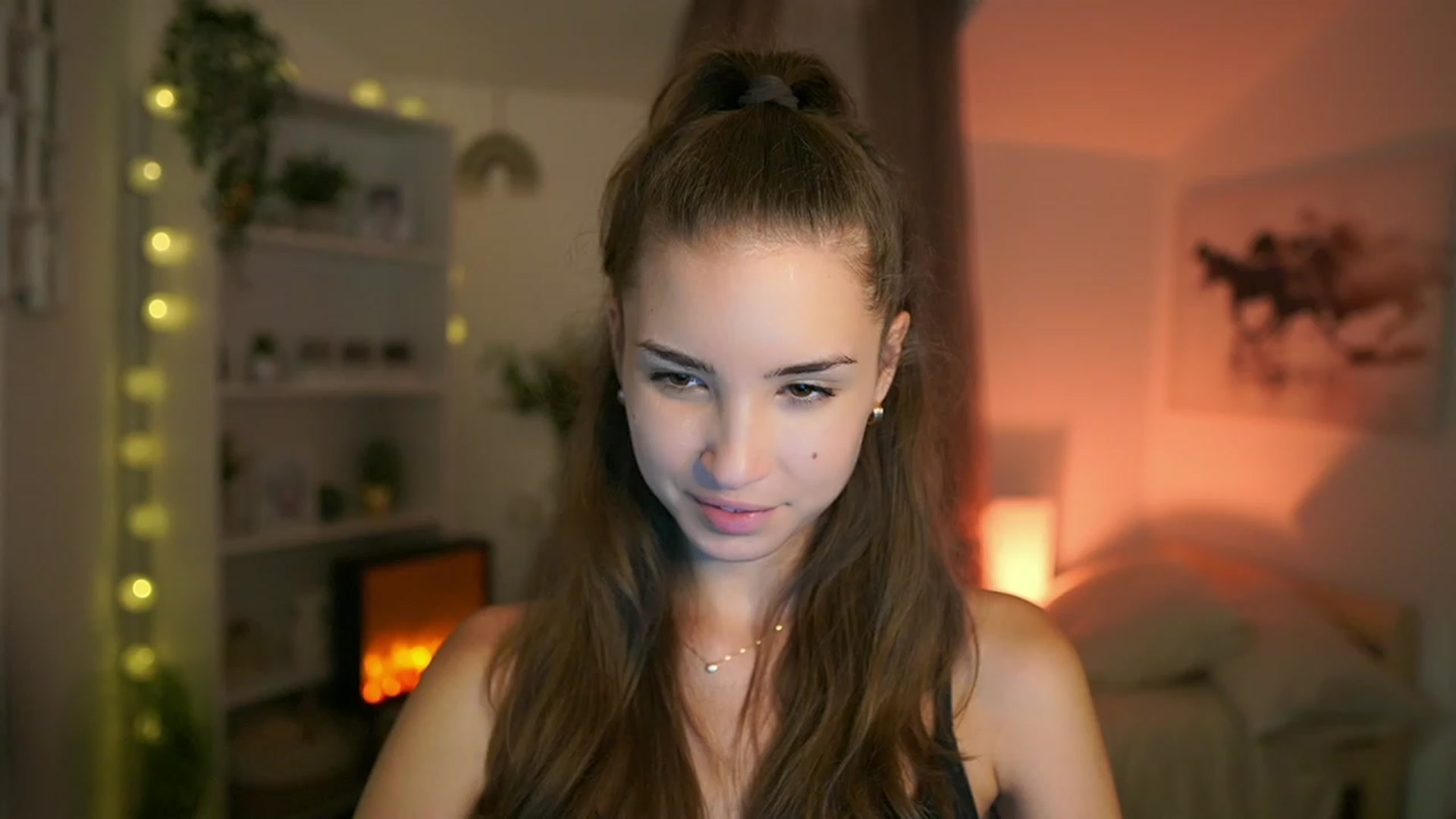 Gallery image thumbnail from Shy_jane's myfreecams stream on, 09/14/2023, 18:00 image 12 of 20