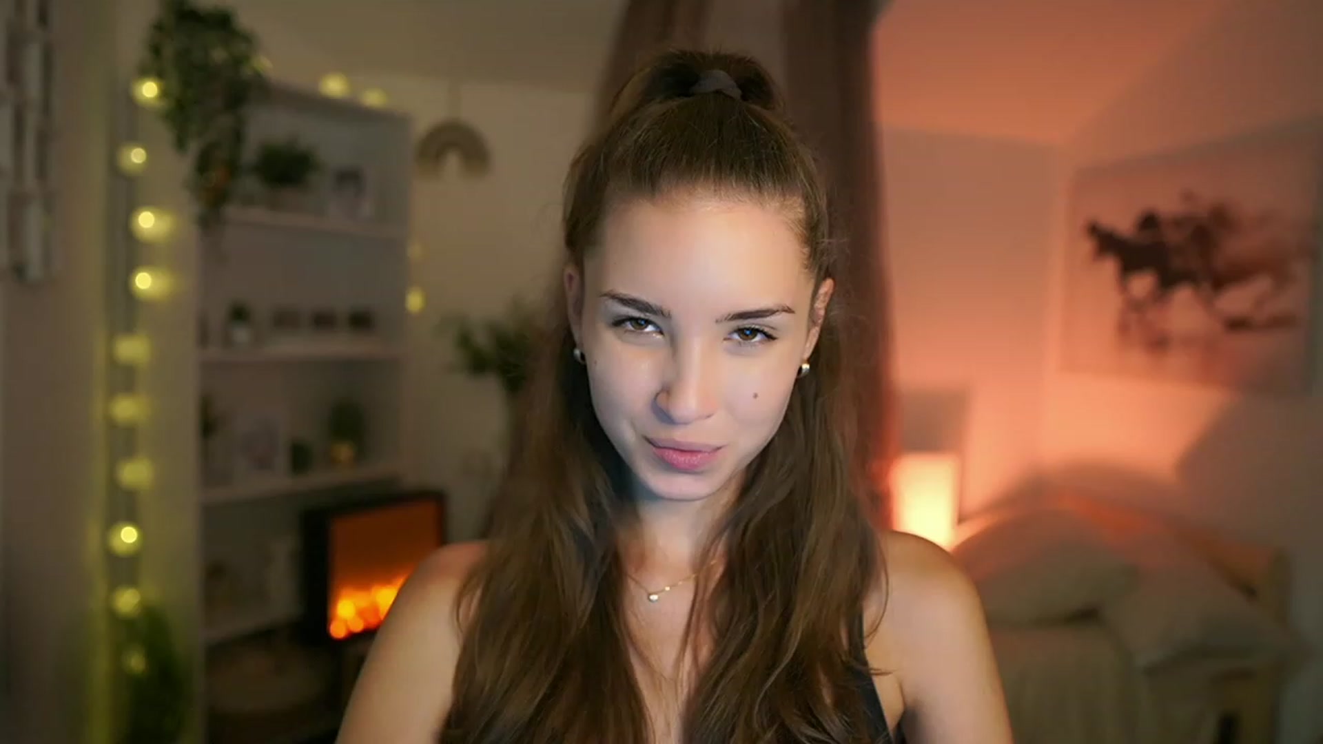 Gallery image thumbnail from Shy_jane's myfreecams stream on, 09/14/2023, 18:00 image 4 of 20