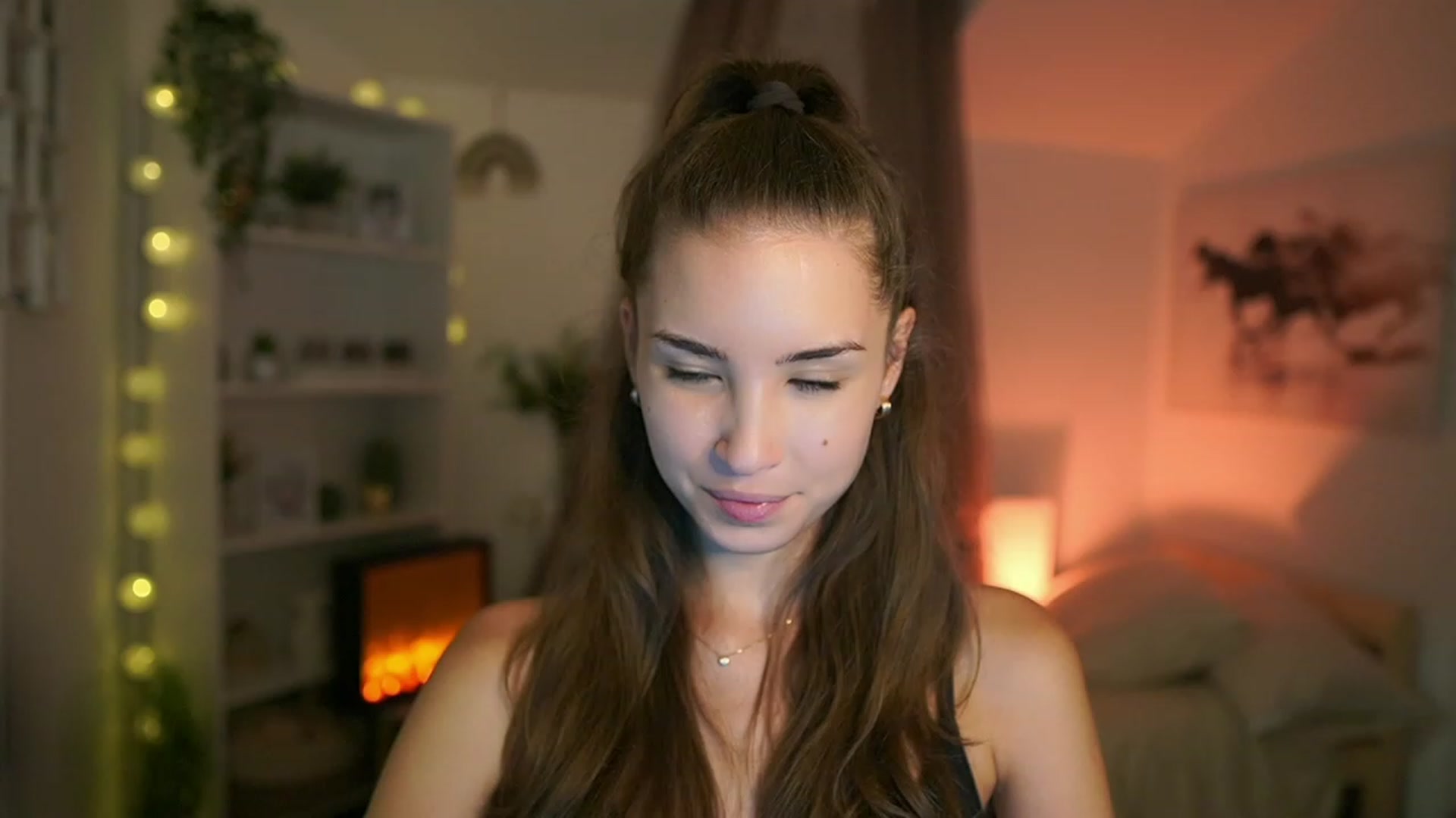 Gallery image thumbnail from Shy_jane's myfreecams stream on, 09/14/2023, 18:00 image 5 of 20
