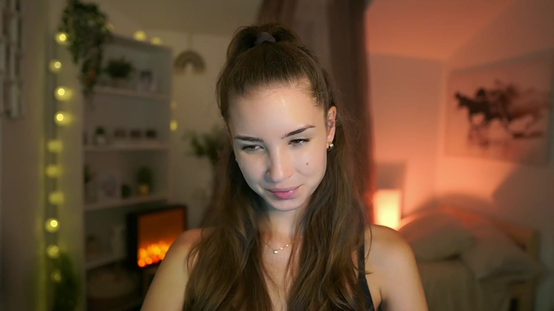 Gallery image thumbnail from Shy_jane's myfreecams stream on, 09/14/2023, 18:00 image 11 of 20