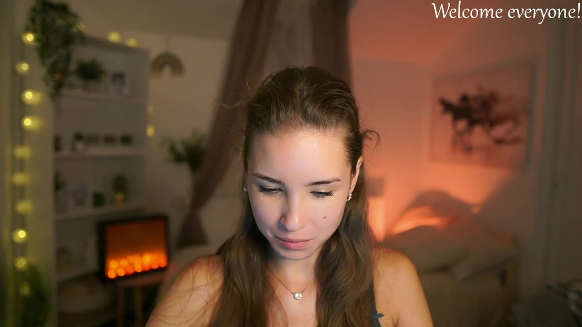 Gallery image thumbnail from Shy_jane's myfreecams stream on, 09/19/2023, 17:40 image 11 of 20