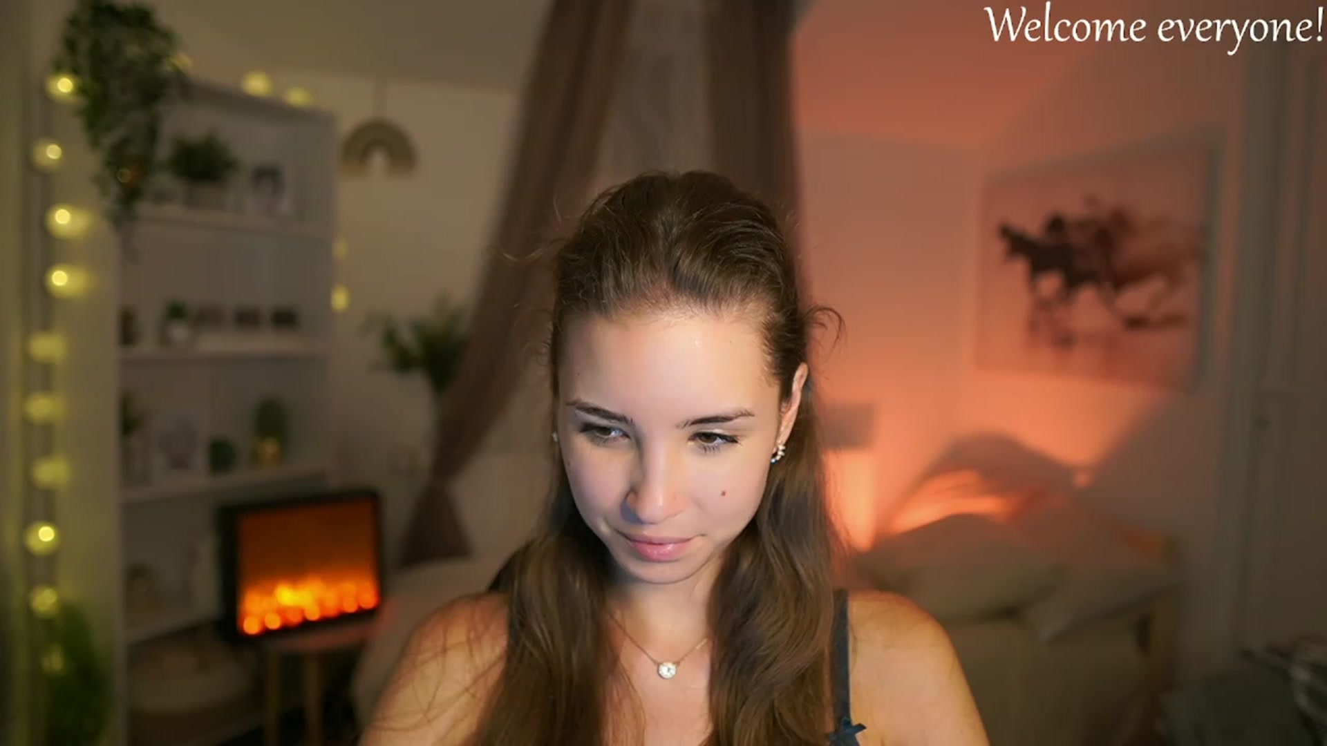 Gallery image thumbnail from Shy_jane's myfreecams stream on, 09/19/2023, 17:40 image 10 of 20