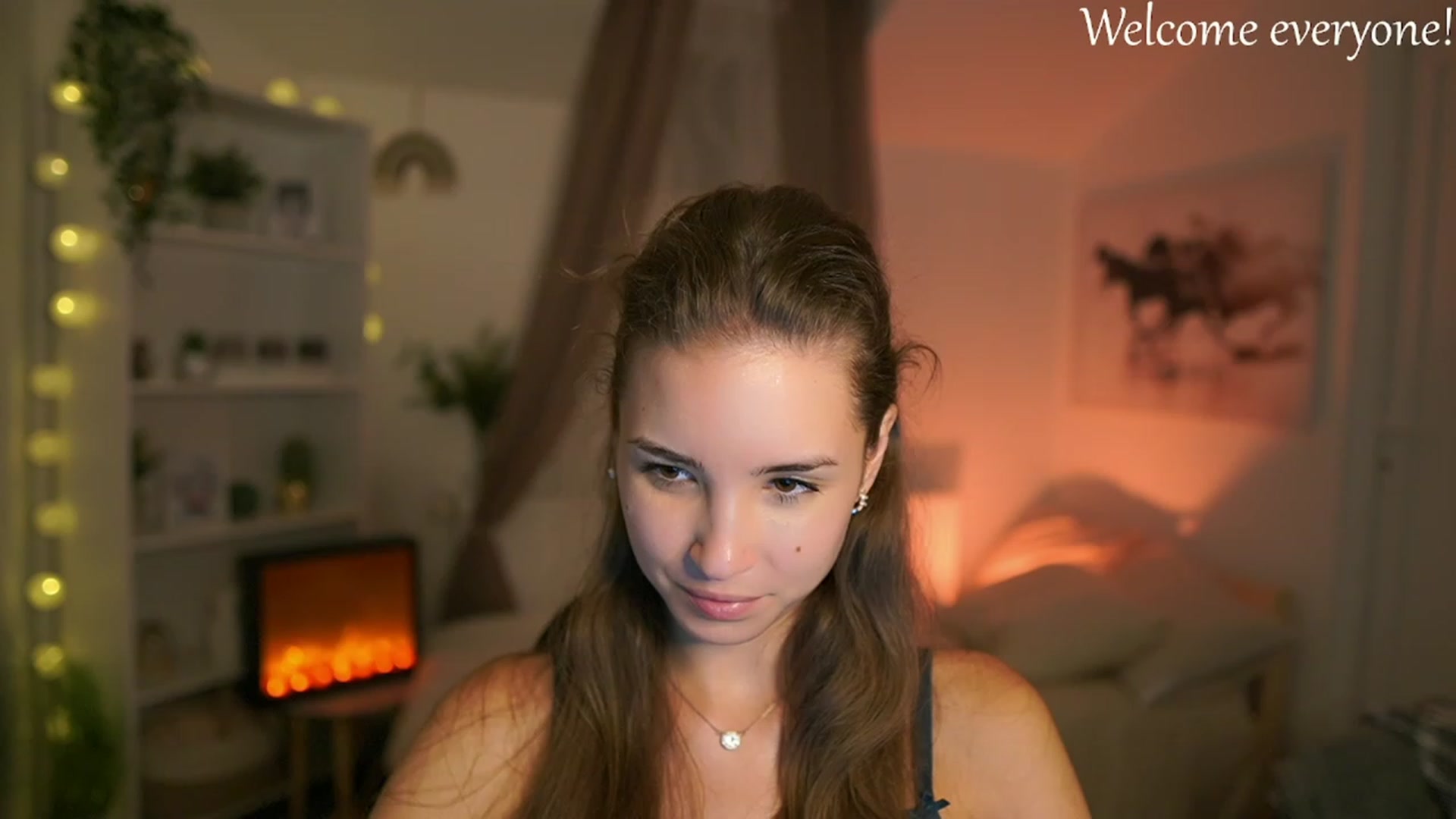 Gallery image thumbnail from Shy_jane's myfreecams stream on, 09/19/2023, 17:40 image 9 of 20