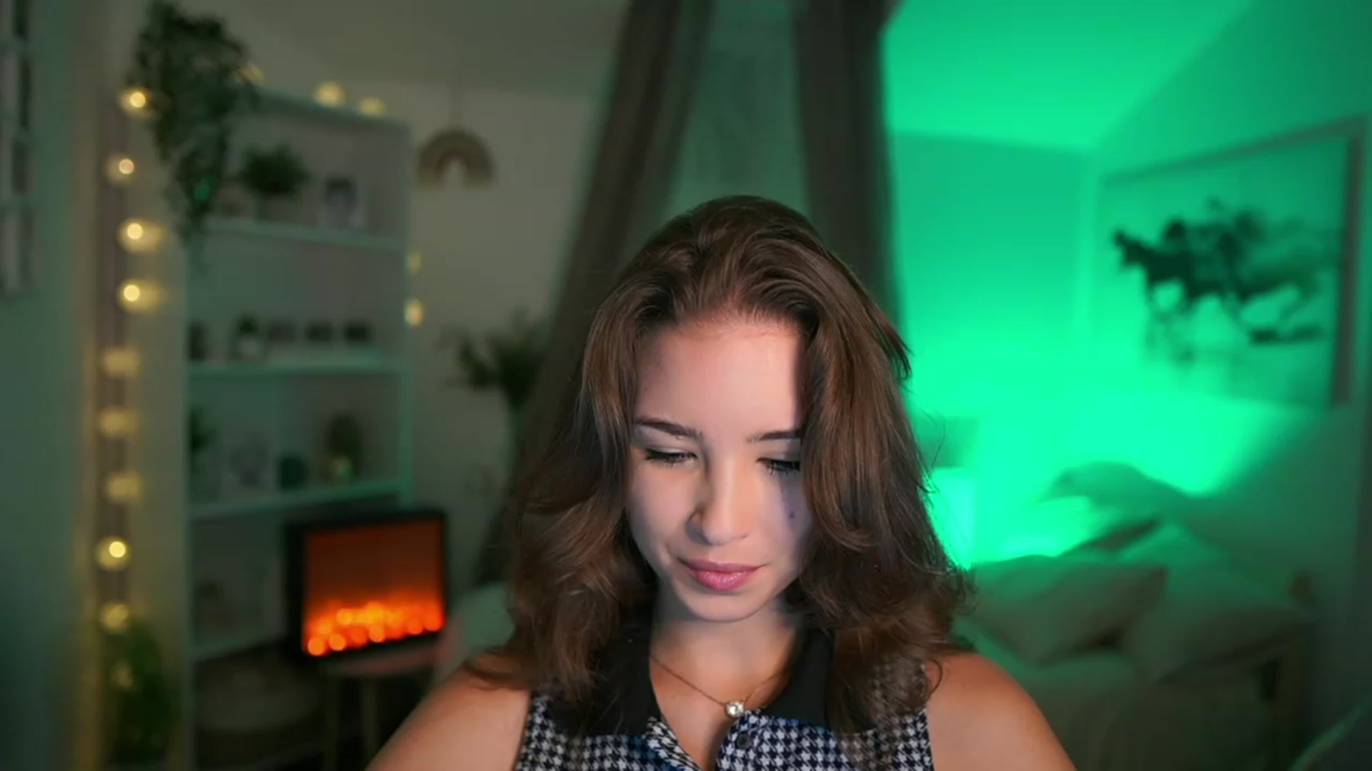 Gallery image thumbnail from Shy_jane's myfreecams stream on, 09/24/2023, 09:39 image 9 of 20