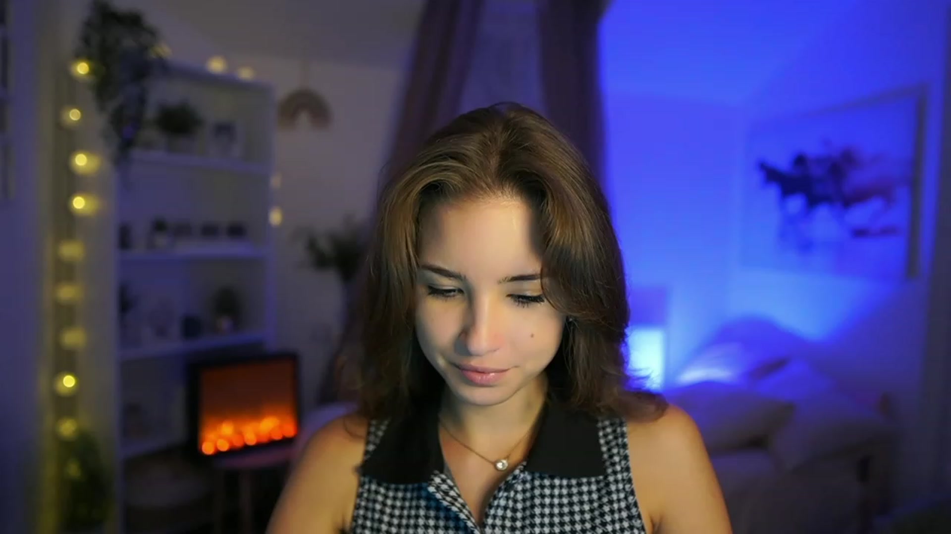 Gallery image thumbnail from Shy_jane's myfreecams stream on, 09/24/2023, 15:55 image 1 of 20