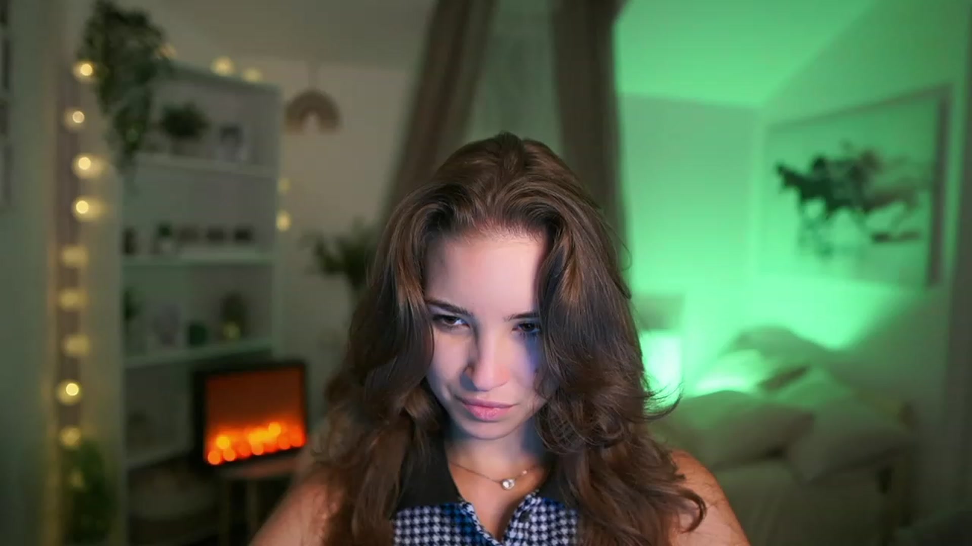Gallery image thumbnail from Shy_jane's myfreecams stream on, 09/24/2023, 16:57 image 3 of 20