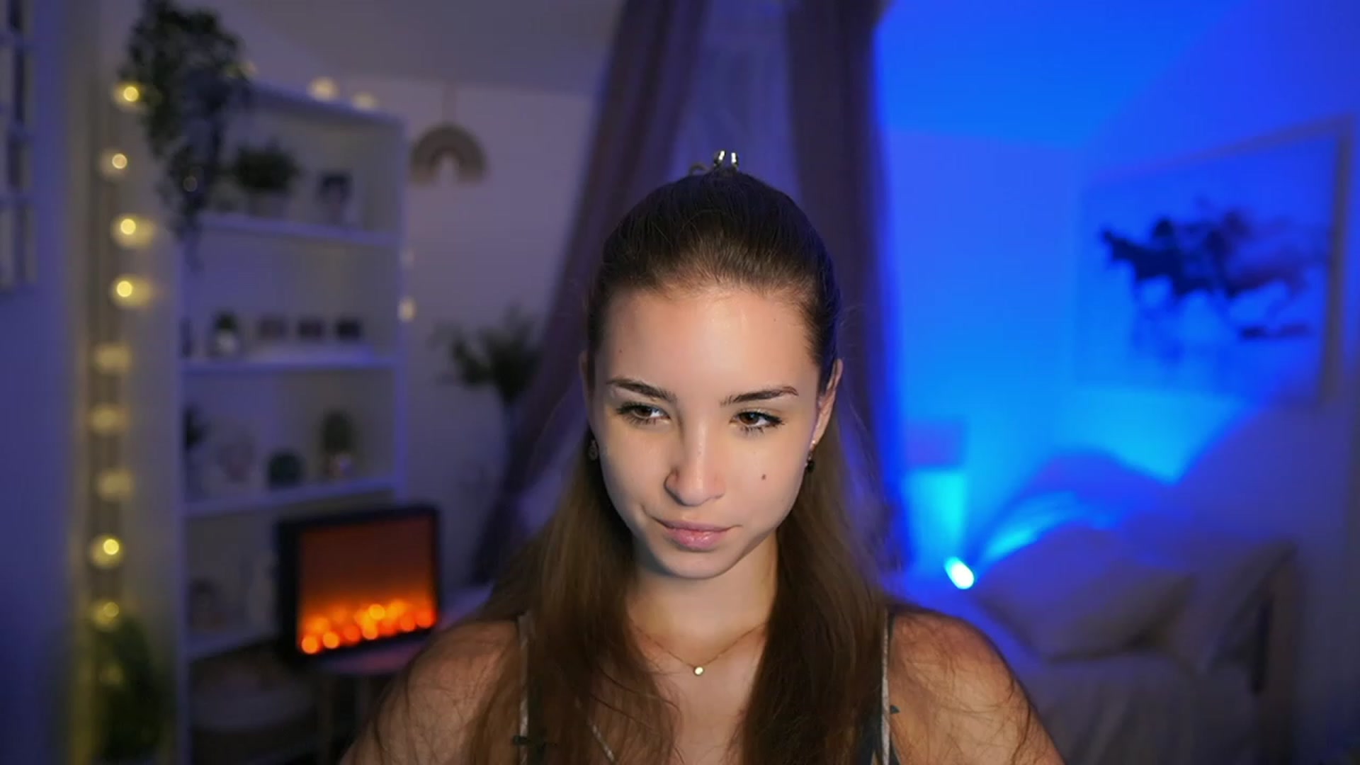 Gallery image thumbnail from Shy_jane's myfreecams stream on, 09/28/2023, 11:42 image 17 of 20