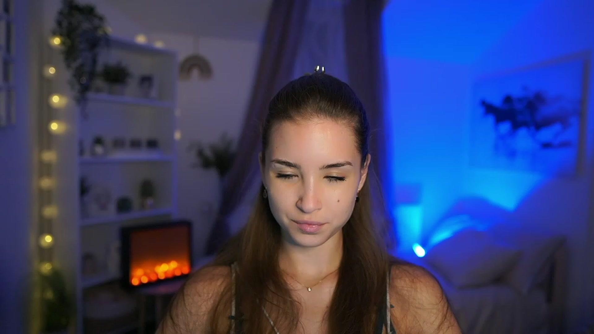 Gallery image thumbnail from Shy_jane's myfreecams stream on, 09/28/2023, 11:42 image 13 of 20