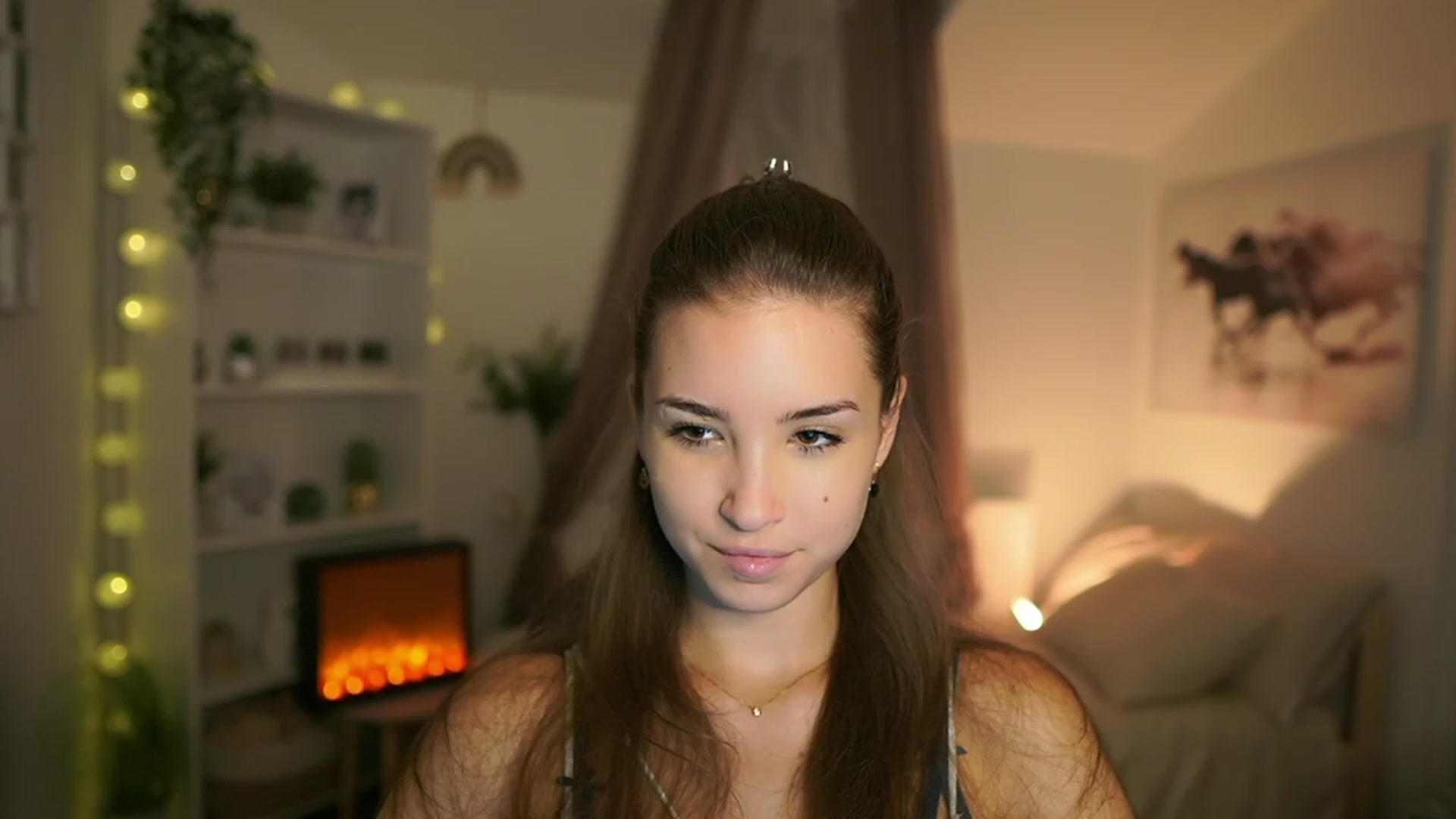 Gallery image thumbnail from Shy_jane's myfreecams stream on, 09/28/2023, 11:42 image 15 of 20