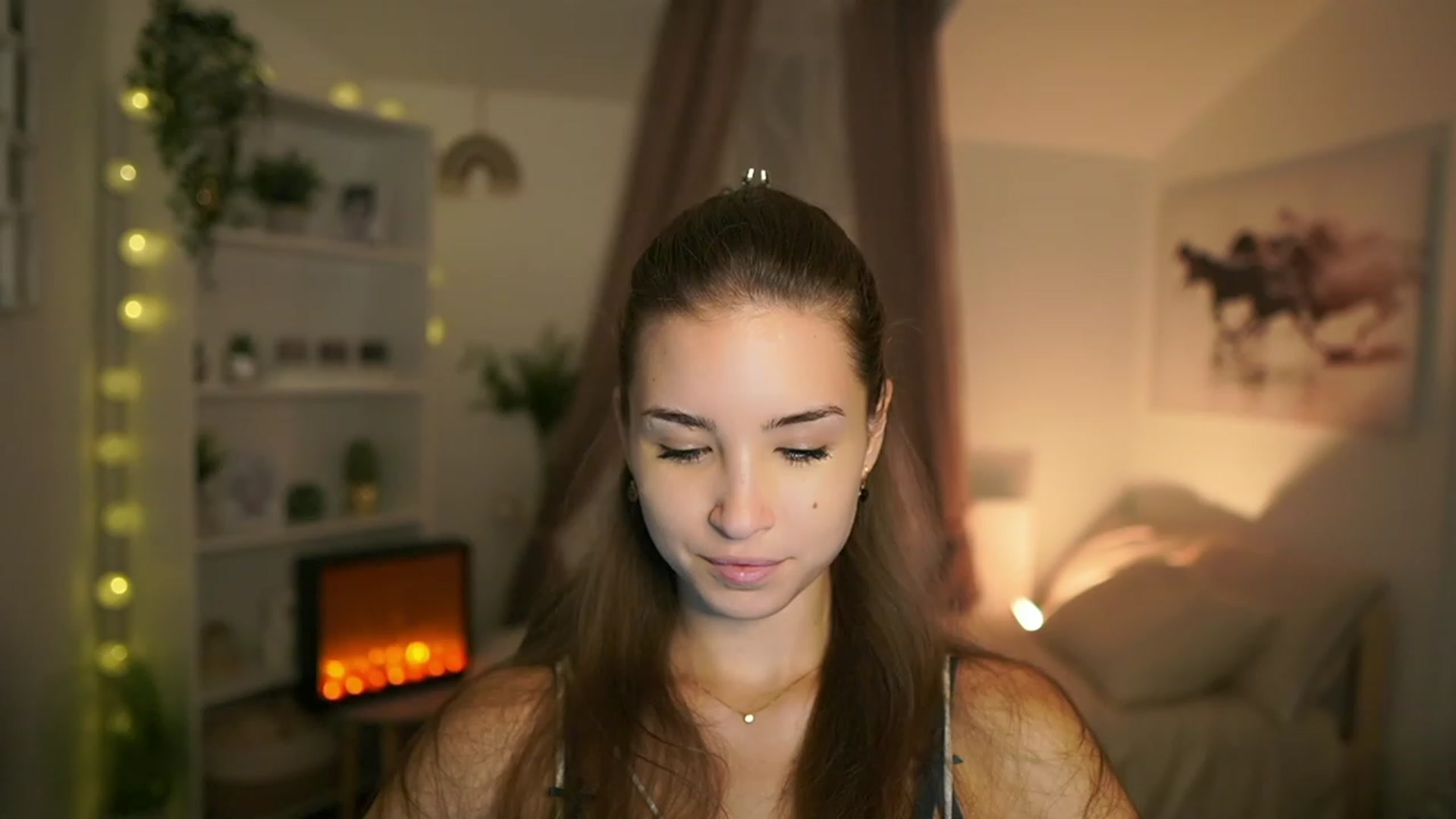 Gallery image thumbnail from Shy_jane's myfreecams stream on, 09/28/2023, 11:42 image 19 of 20