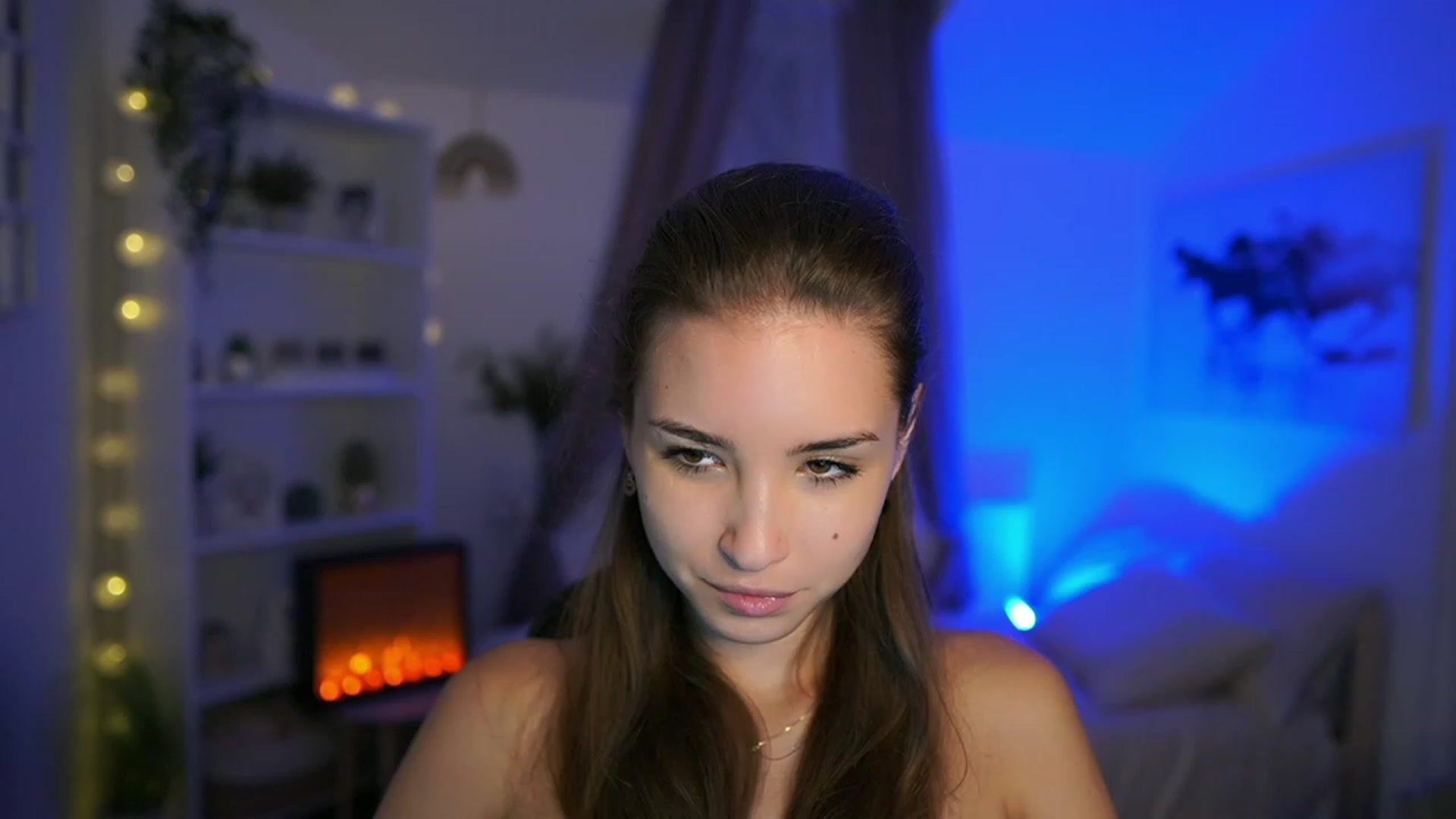 Gallery image thumbnail from Shy_jane's myfreecams stream on, 09/28/2023, 15:00 image 19 of 20