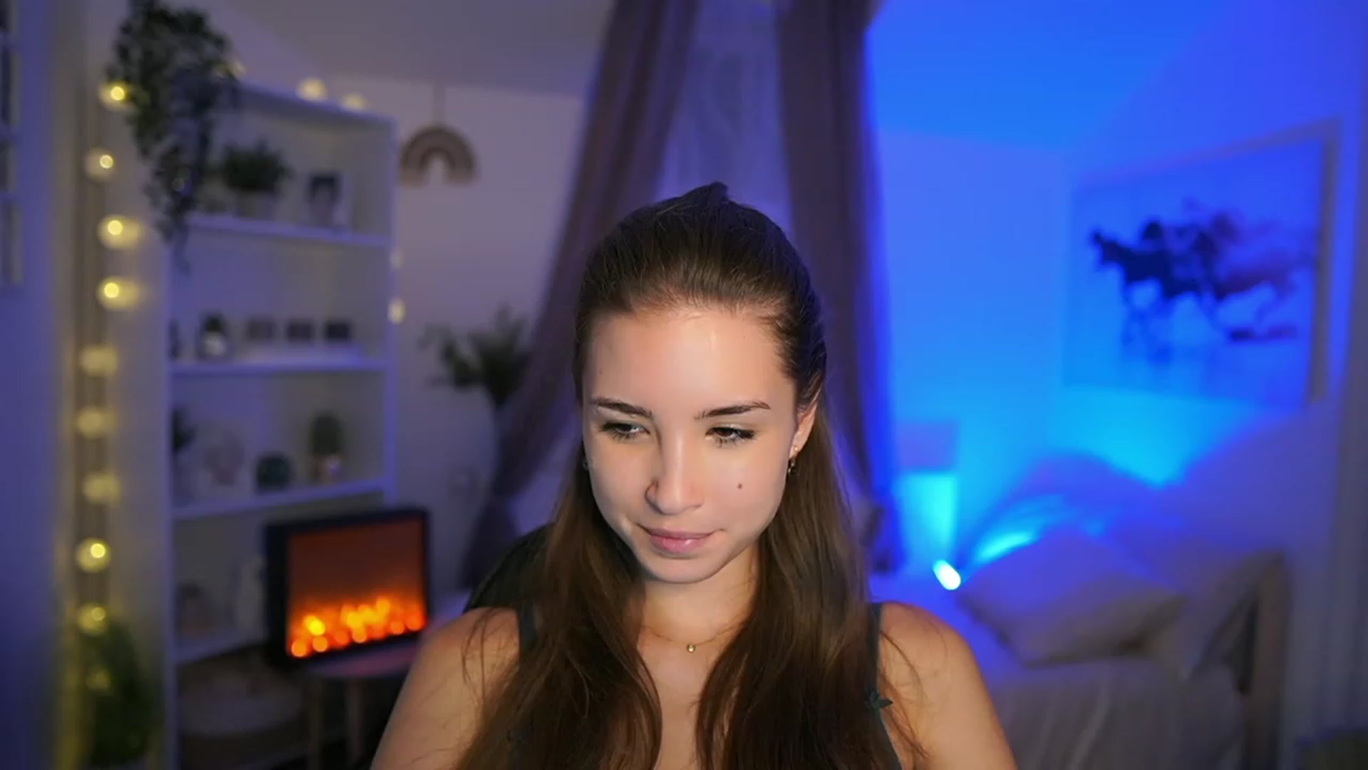 Gallery image thumbnail from Shy_jane's myfreecams stream on, 09/28/2023, 16:11 image 5 of 20