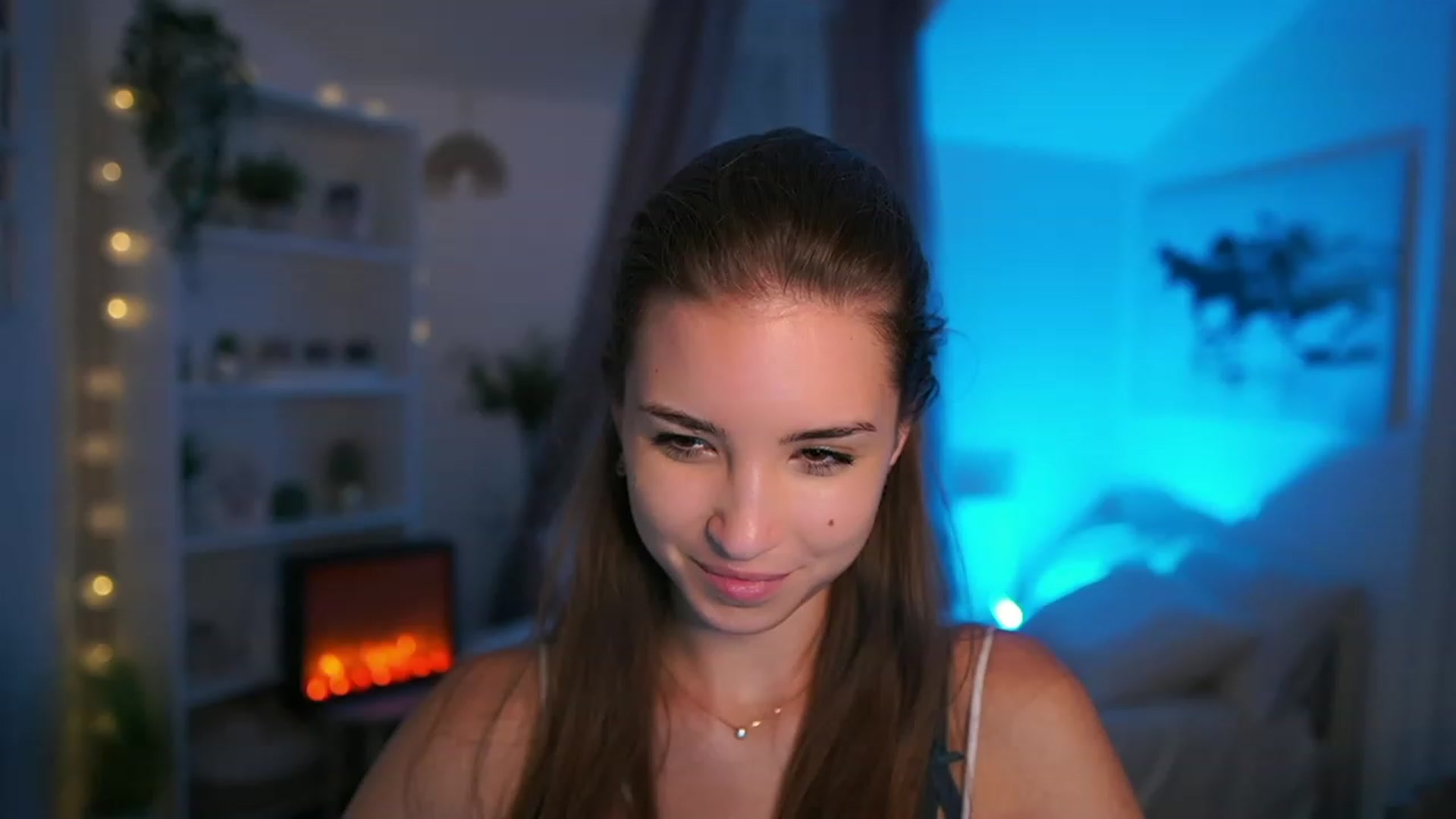 Gallery image thumbnail from Shy_jane's myfreecams stream on, 09/28/2023, 17:13 image 11 of 20
