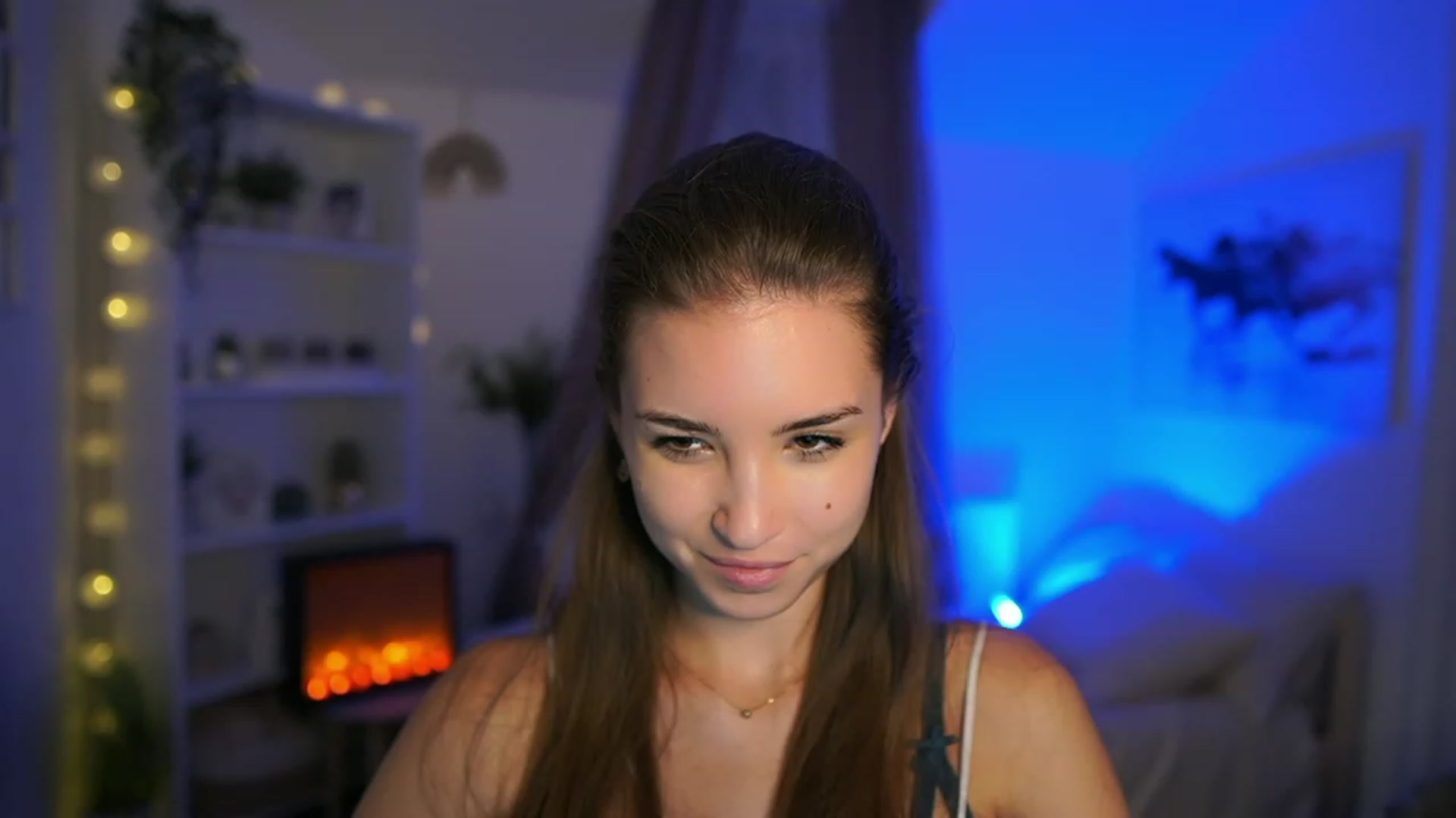 Gallery image thumbnail from Shy_jane's myfreecams stream on, 09/28/2023, 17:13 image 8 of 20