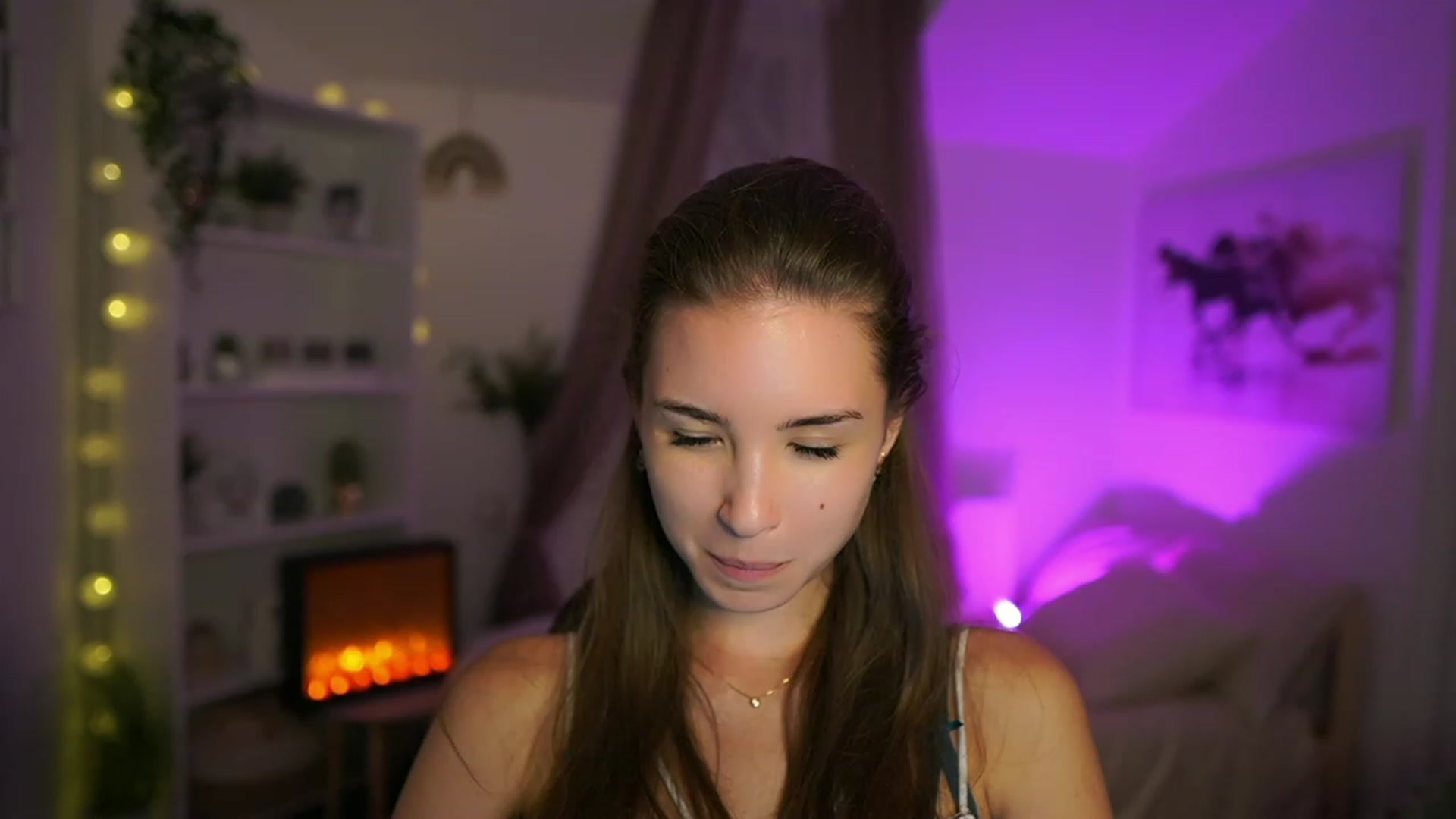 Gallery image thumbnail from Shy_jane's myfreecams stream on, 09/28/2023, 17:42 image 11 of 20