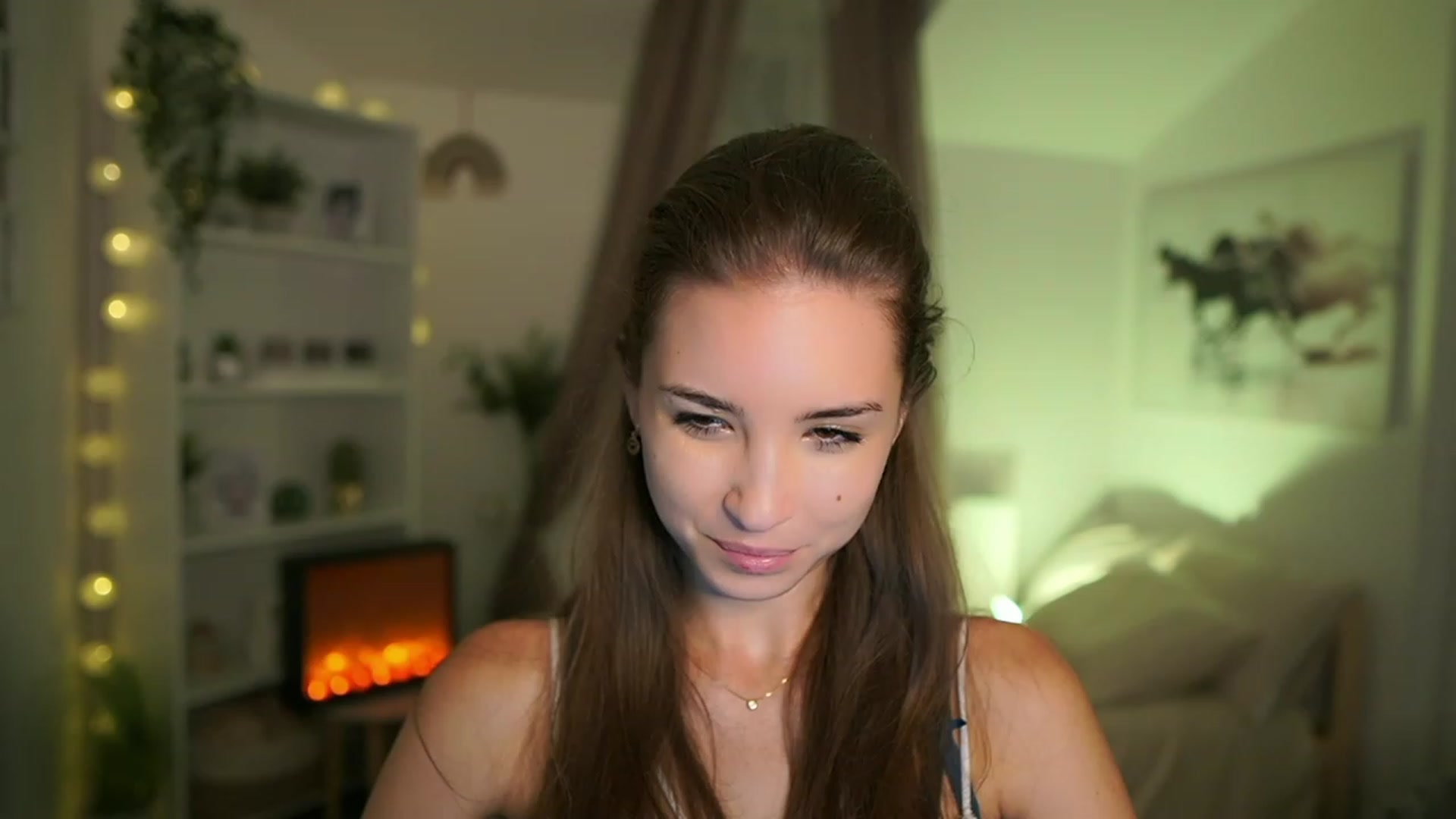 Gallery image thumbnail from Shy_jane's myfreecams stream on, 09/28/2023, 17:42 image 3 of 20