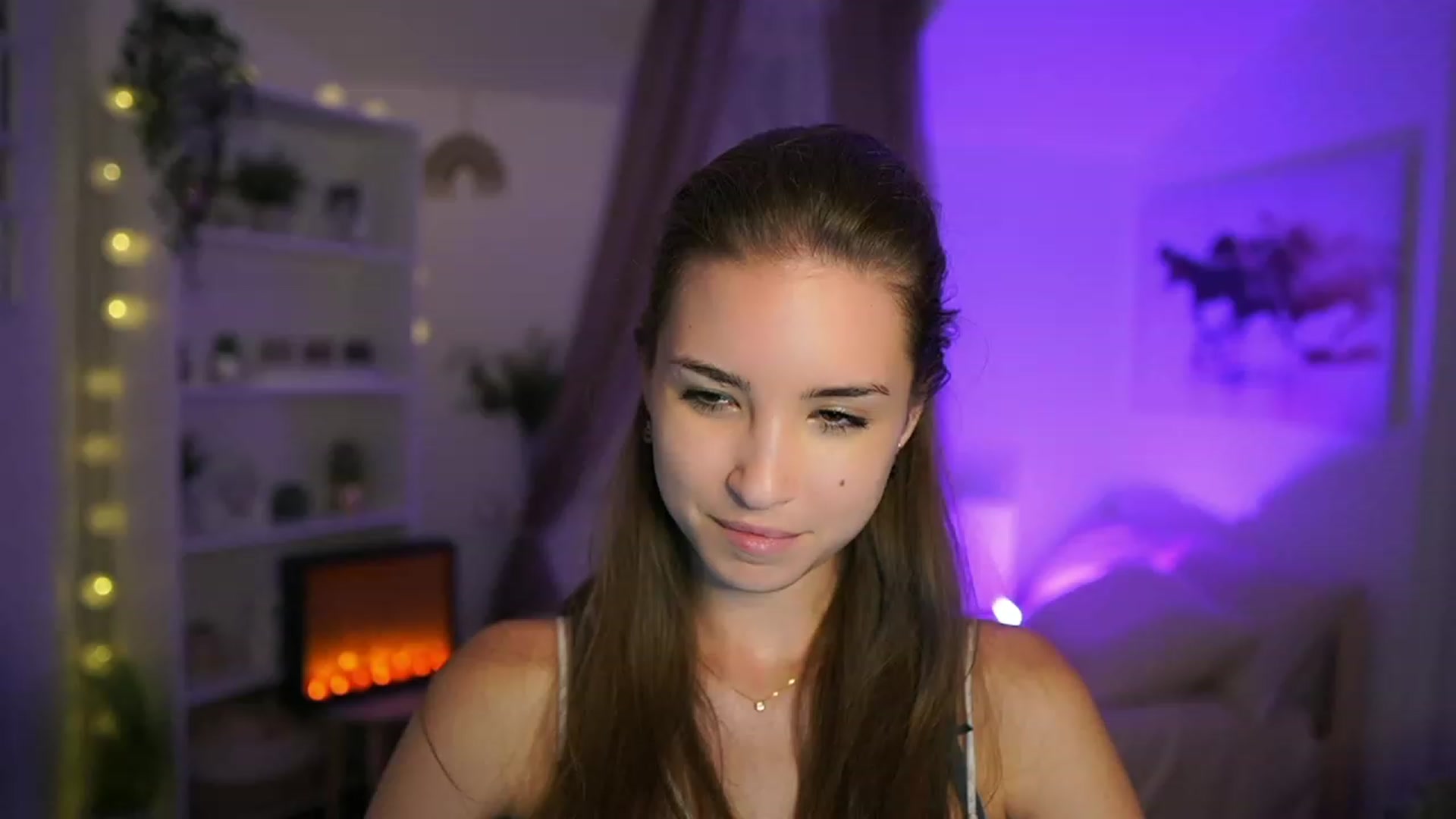 Gallery image thumbnail from Shy_jane's myfreecams stream on, 09/28/2023, 17:42 image 2 of 20