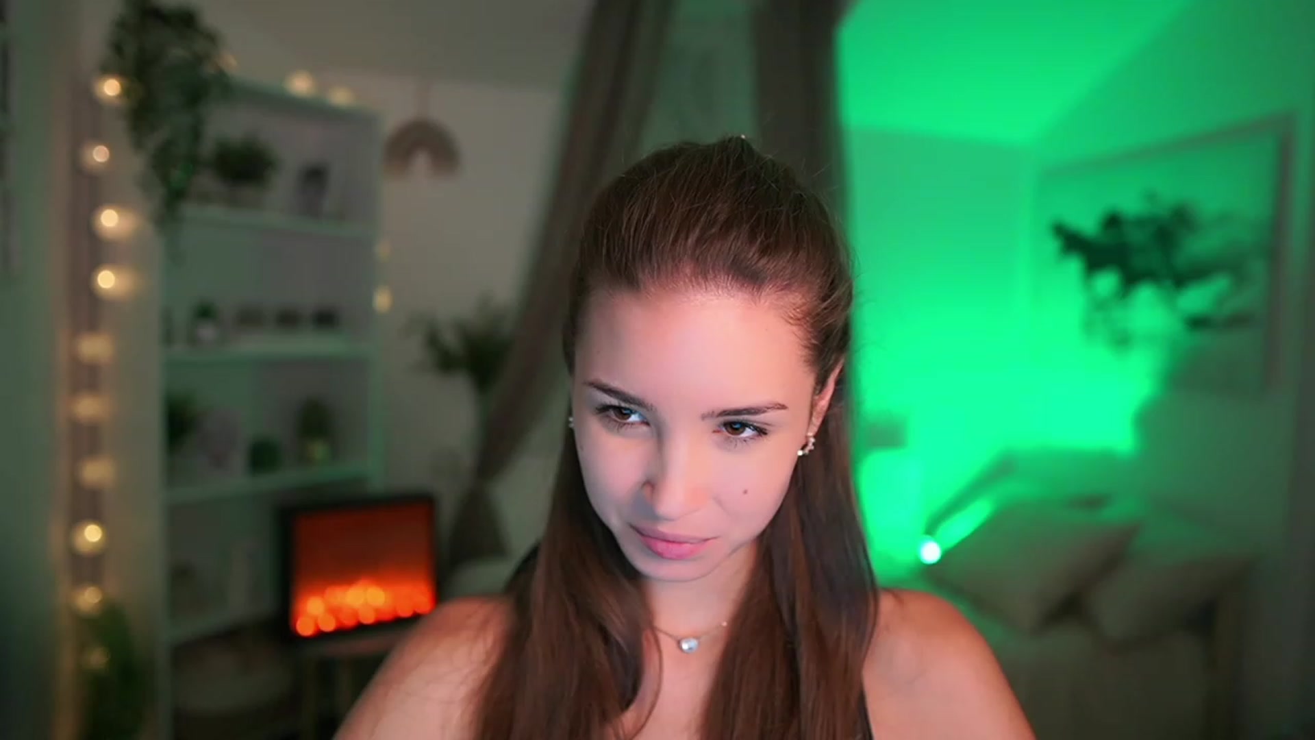 Gallery image thumbnail from Shy_jane's myfreecams stream on, 10/02/2023, 10:29 image 14 of 20