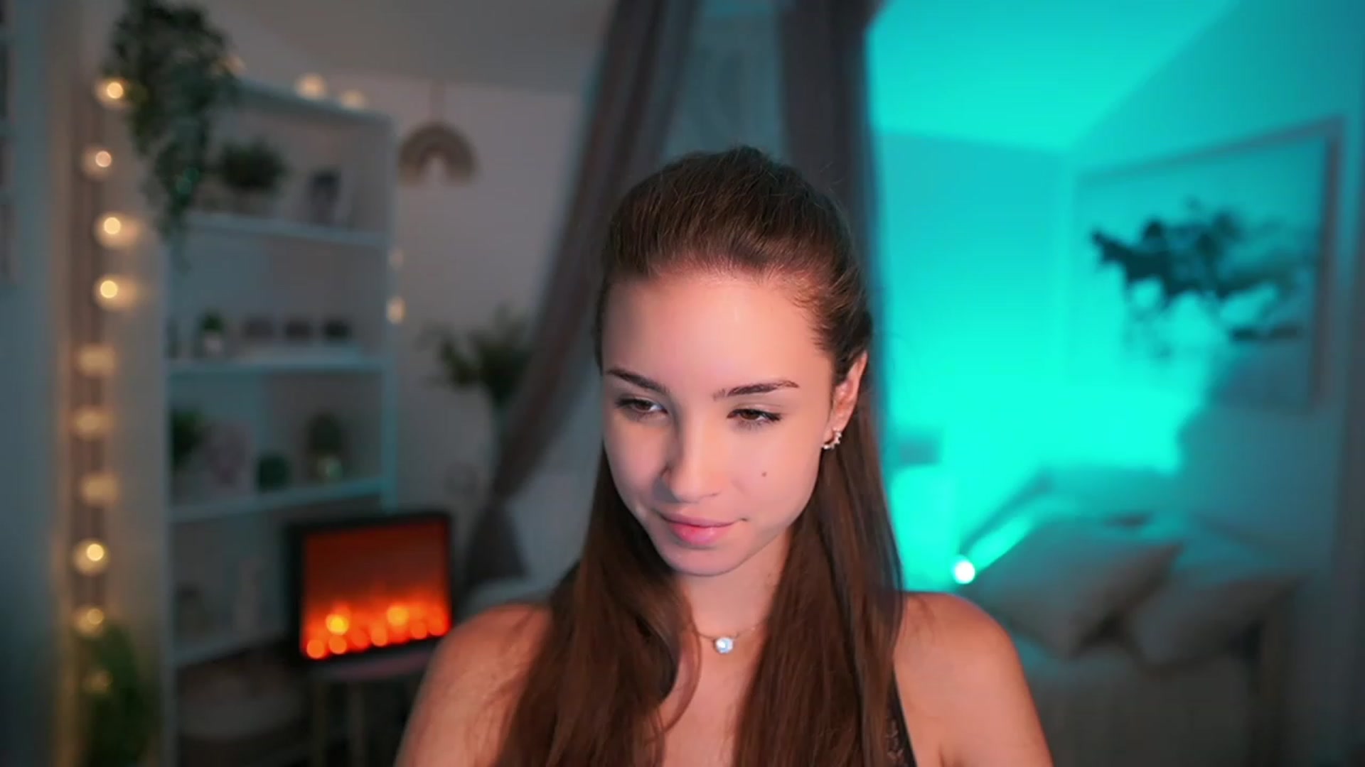 Gallery image thumbnail from Shy_jane's myfreecams stream on, 10/02/2023, 10:29 image 13 of 20