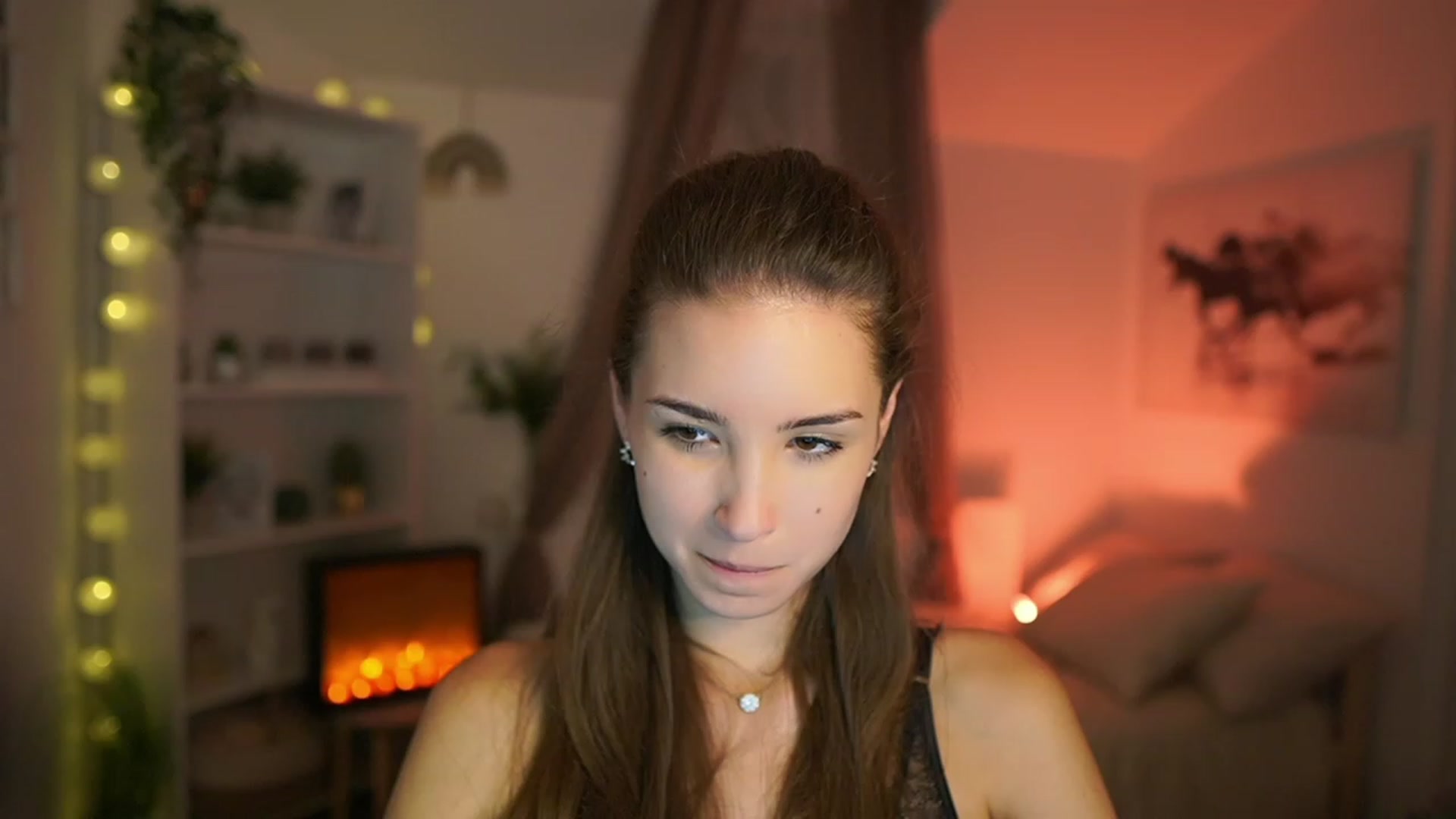 Gallery image thumbnail from Shy_jane's myfreecams stream on, 10/02/2023, 12:43 image 16 of 20