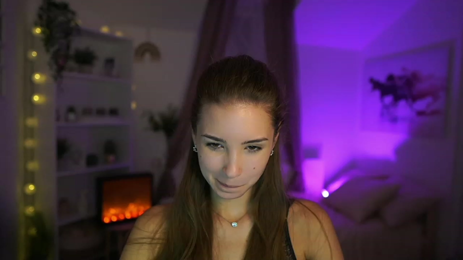 Gallery image thumbnail from Shy_jane's myfreecams stream on, 10/02/2023, 12:43 image 11 of 20