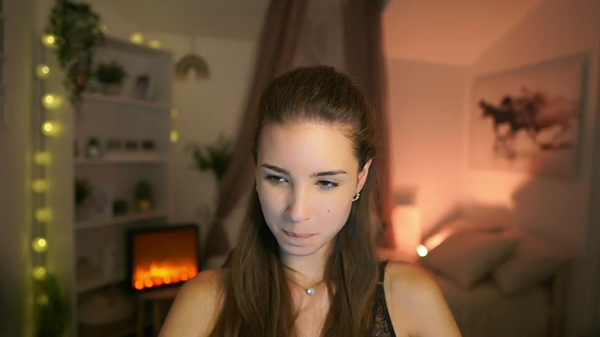 Gallery image thumbnail from Shy_jane's myfreecams stream on, 10/02/2023, 12:43 image 17 of 20