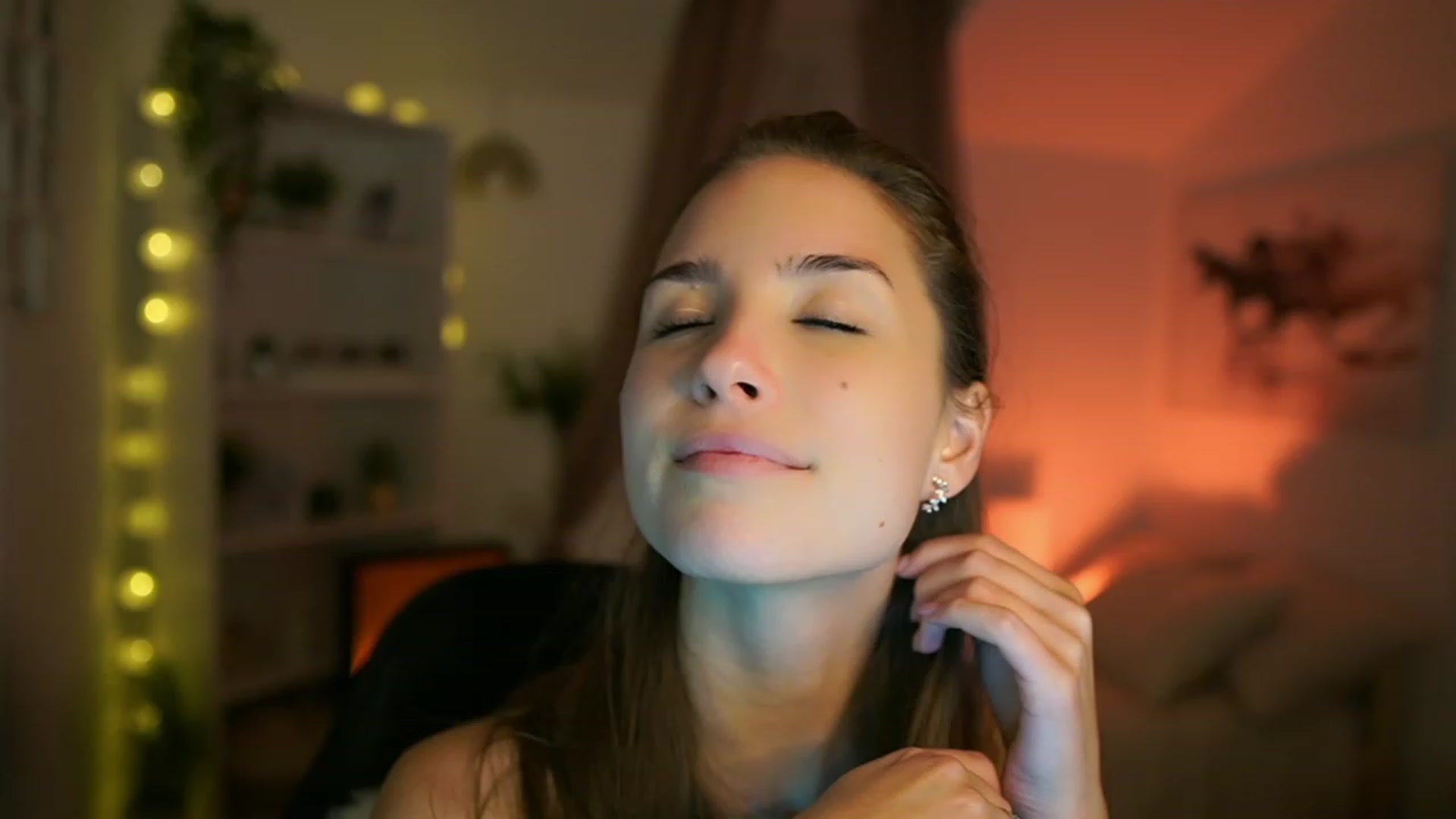 Gallery image thumbnail from Shy_jane's myfreecams stream on, 10/03/2023, 15:01 image 5 of 20