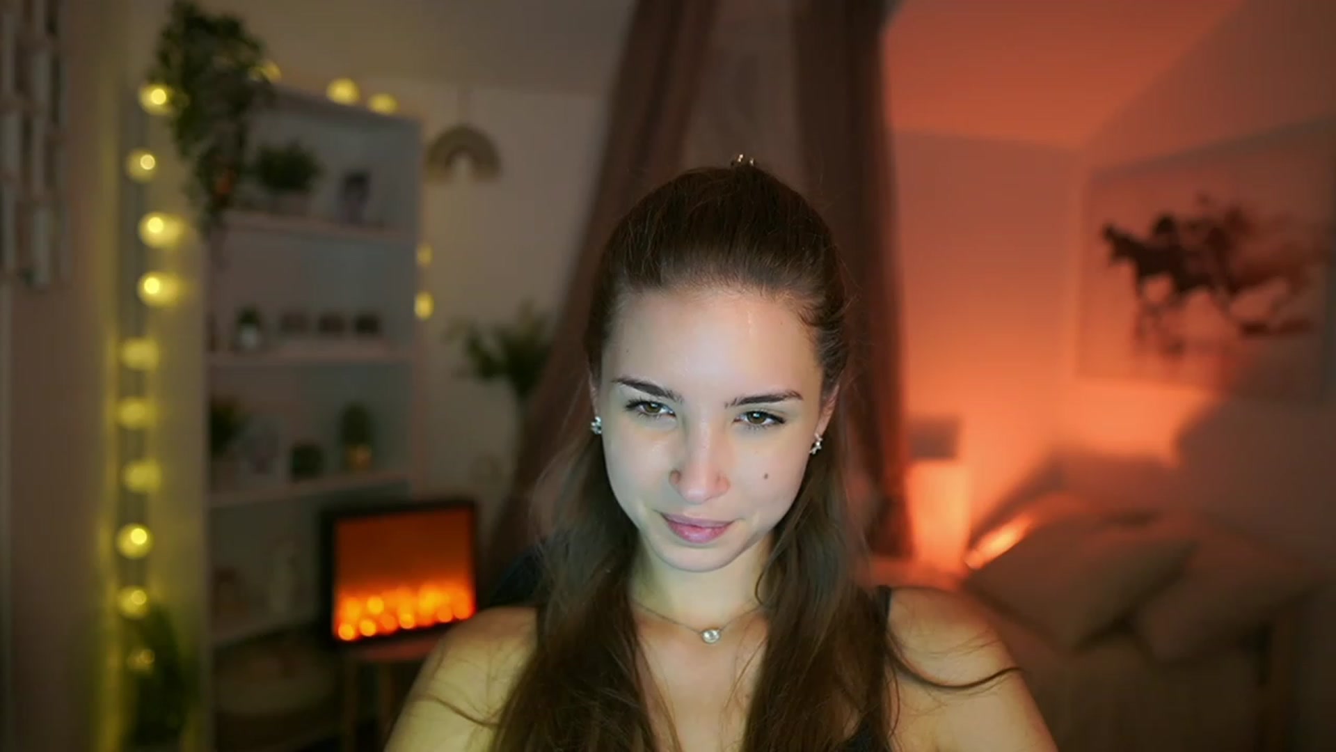 Gallery image thumbnail from Shy_jane's myfreecams stream on, 10/03/2023, 15:38 image 19 of 20