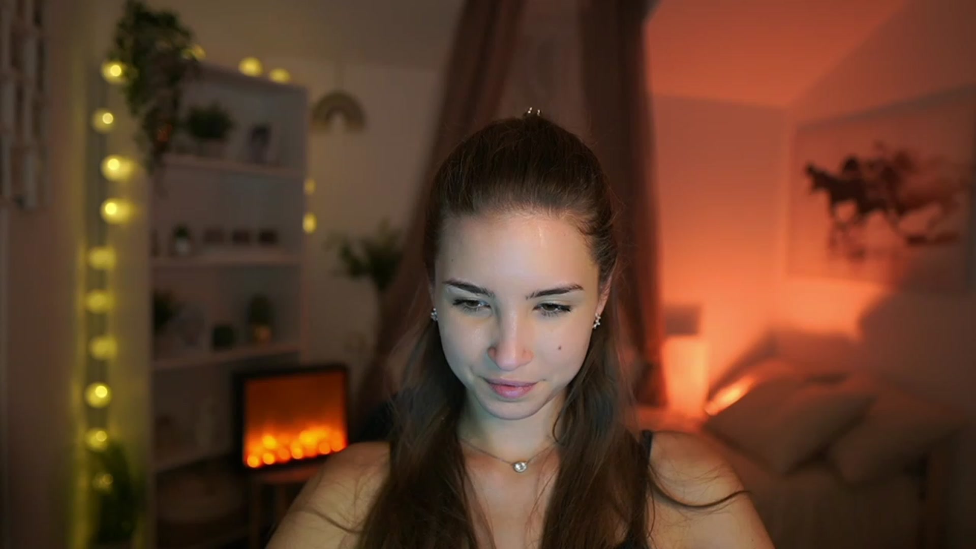 Gallery image thumbnail from Shy_jane's myfreecams stream on, 10/03/2023, 15:38 image 20 of 20