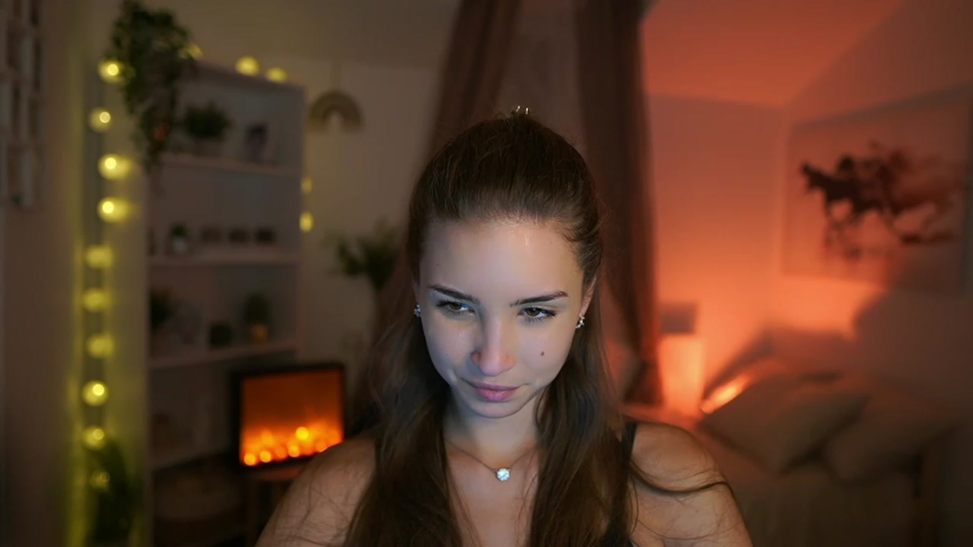 Gallery image thumbnail from Shy_jane's myfreecams stream on, 10/03/2023, 15:38 image 2 of 20