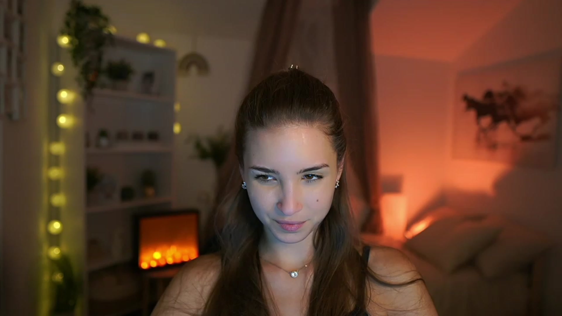 Gallery image thumbnail from Shy_jane's myfreecams stream on, 10/03/2023, 15:38 image 5 of 20