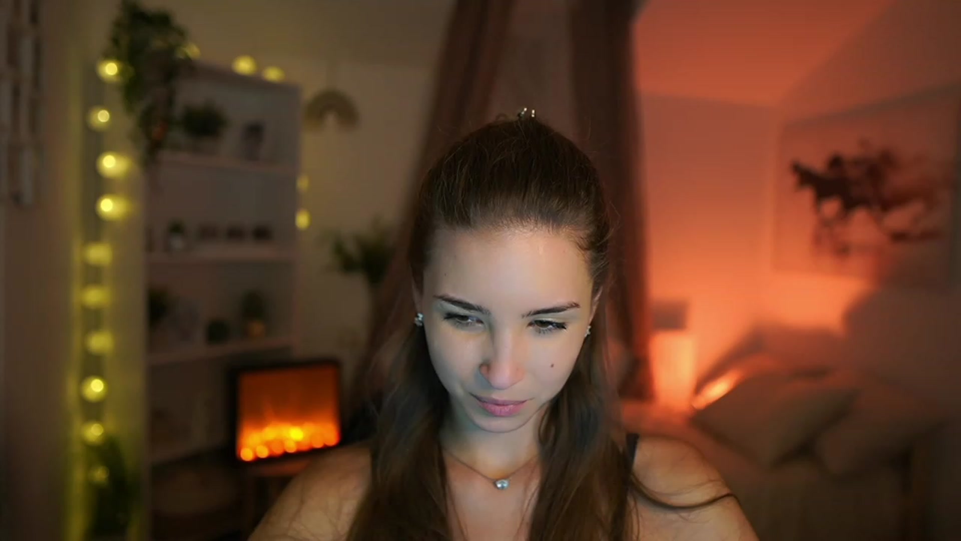 Gallery image thumbnail from Shy_jane's myfreecams stream on, 10/03/2023, 15:38 image 8 of 20
