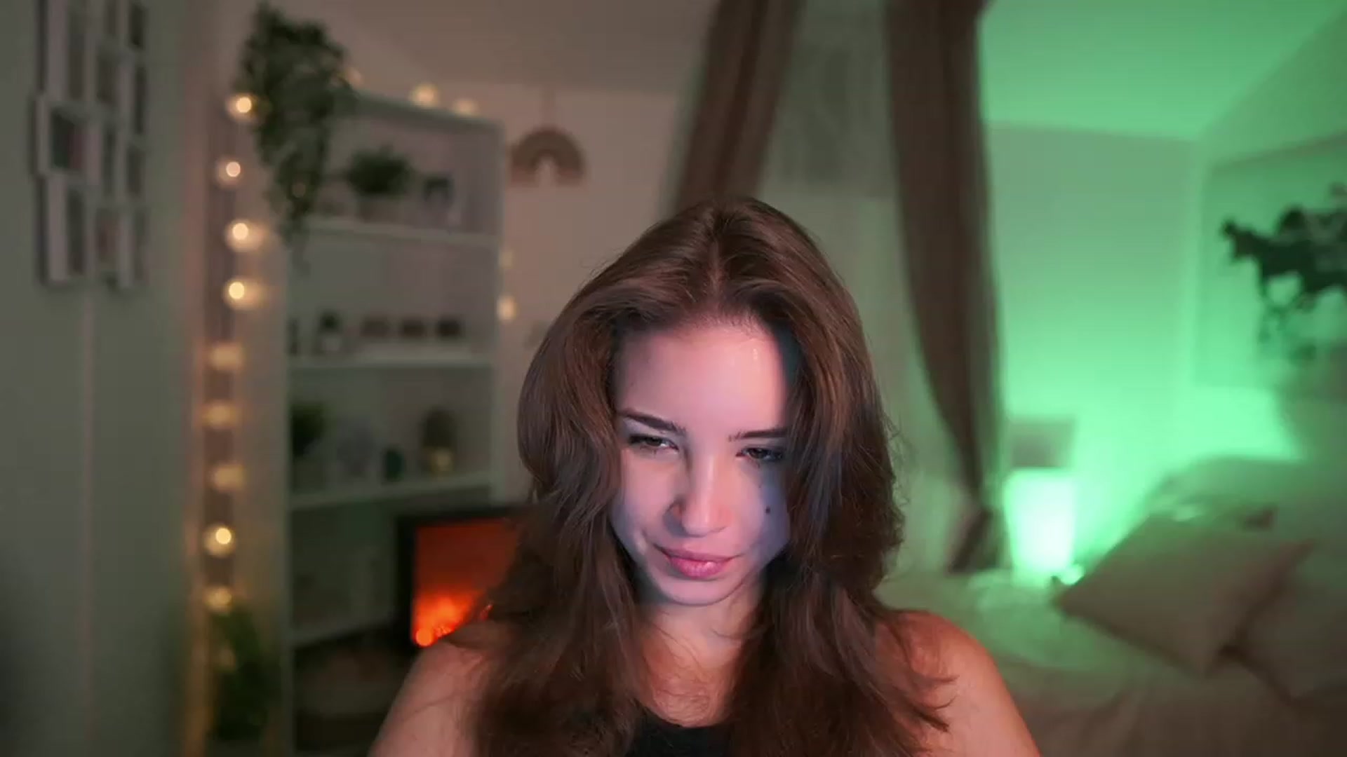 Gallery image thumbnail from Shy_jane's myfreecams stream on, 10/10/2023, 08:48 image 19 of 20