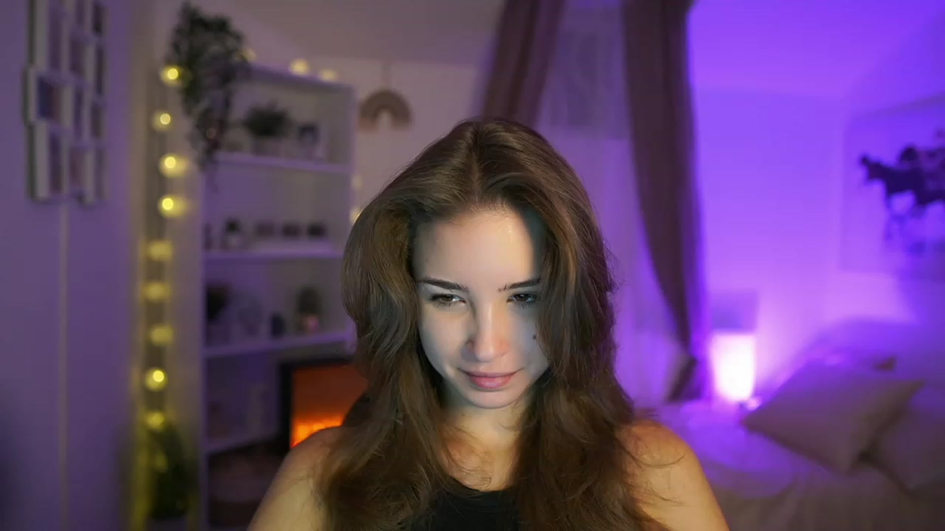 Gallery image thumbnail from Shy_jane's myfreecams stream on, 10/10/2023, 08:48 image 12 of 20