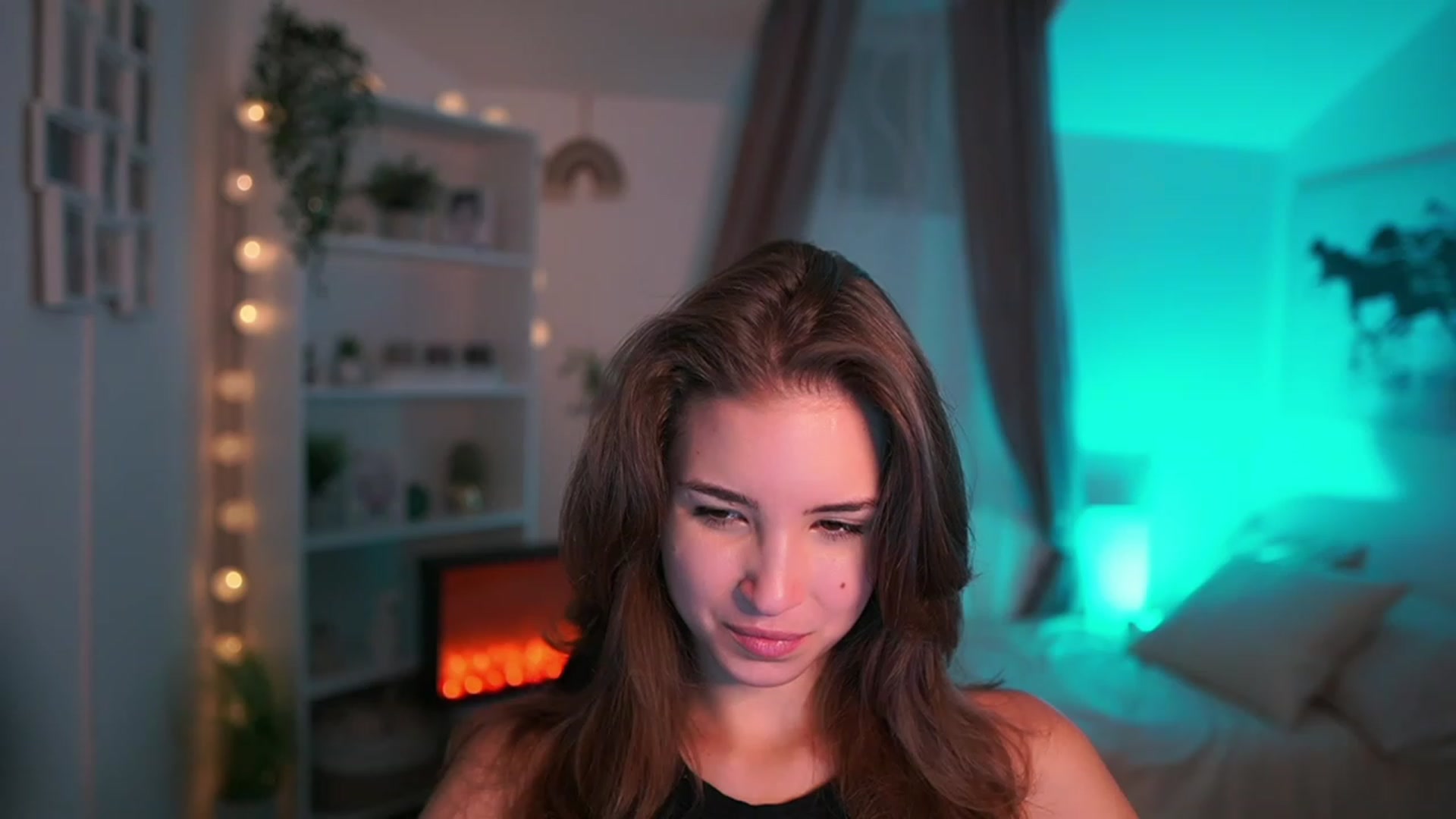 Gallery image thumbnail from Shy_jane's myfreecams stream on, 10/10/2023, 12:42 image 7 of 20