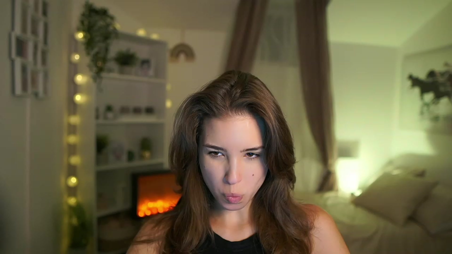Gallery image thumbnail from Shy_jane's myfreecams stream on, 10/10/2023, 12:42 image 2 of 20