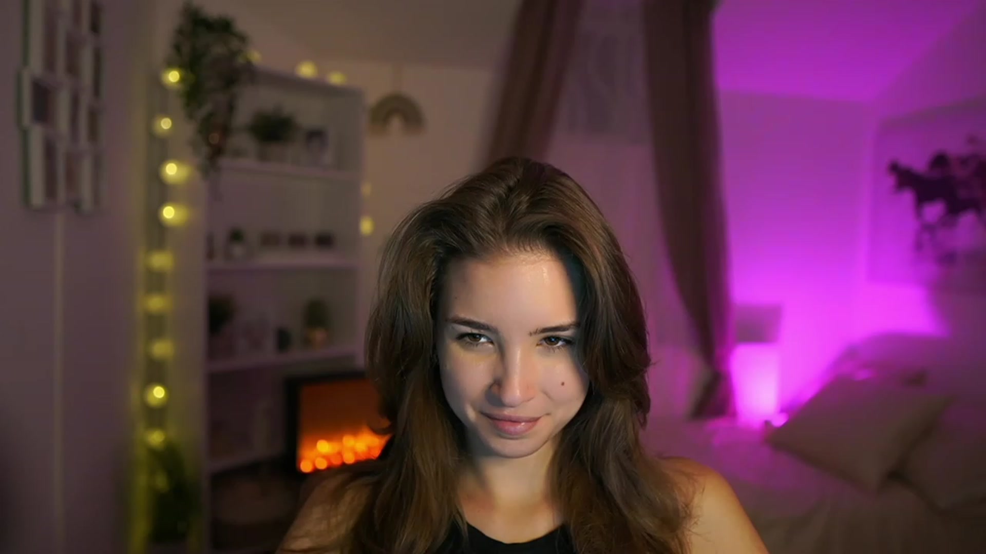 Gallery image thumbnail from Shy_jane's myfreecams stream on, 10/10/2023, 12:42 image 3 of 20