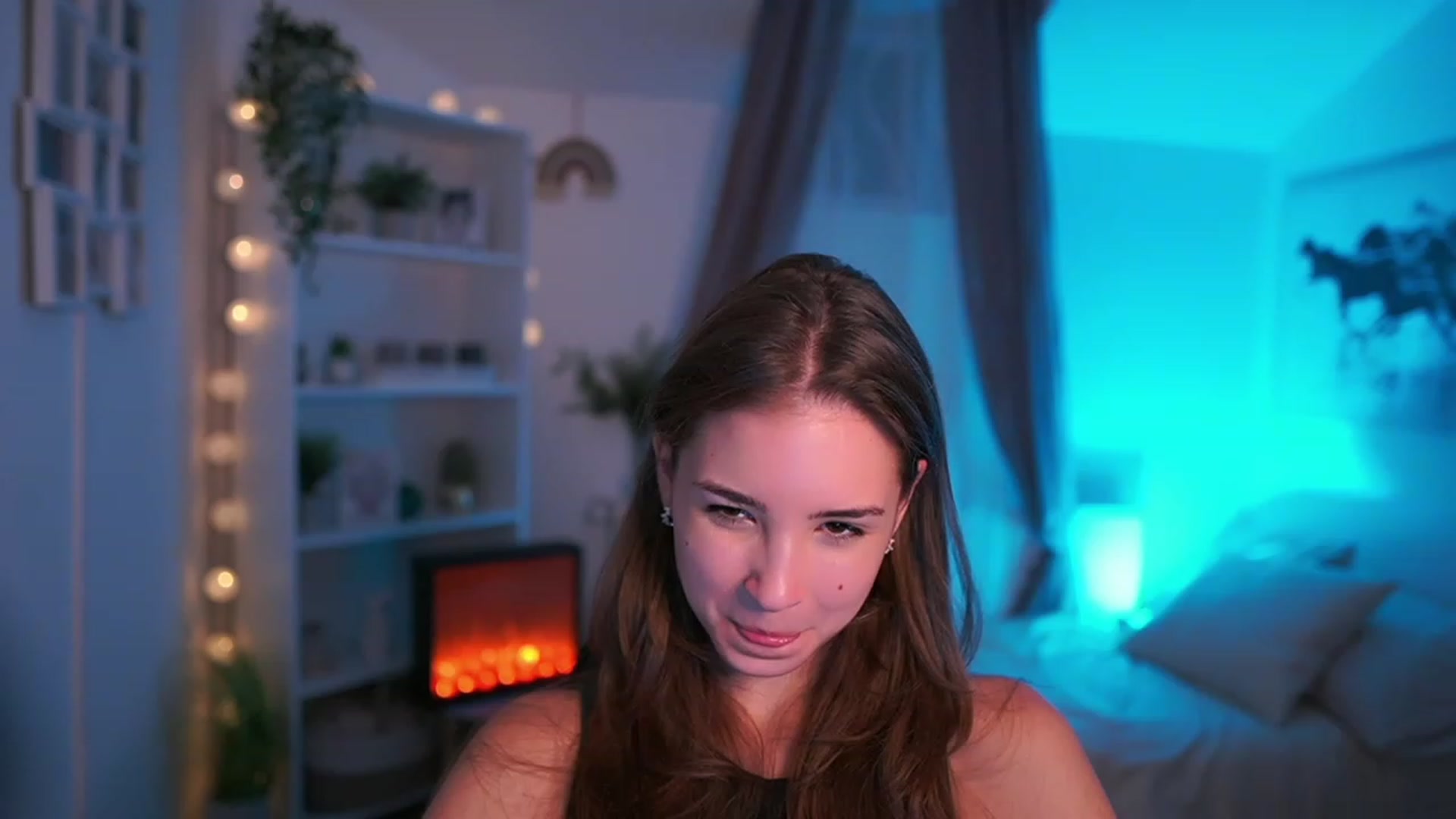 Gallery image thumbnail from Shy_jane's myfreecams stream on, 10/10/2023, 14:11 image 13 of 20