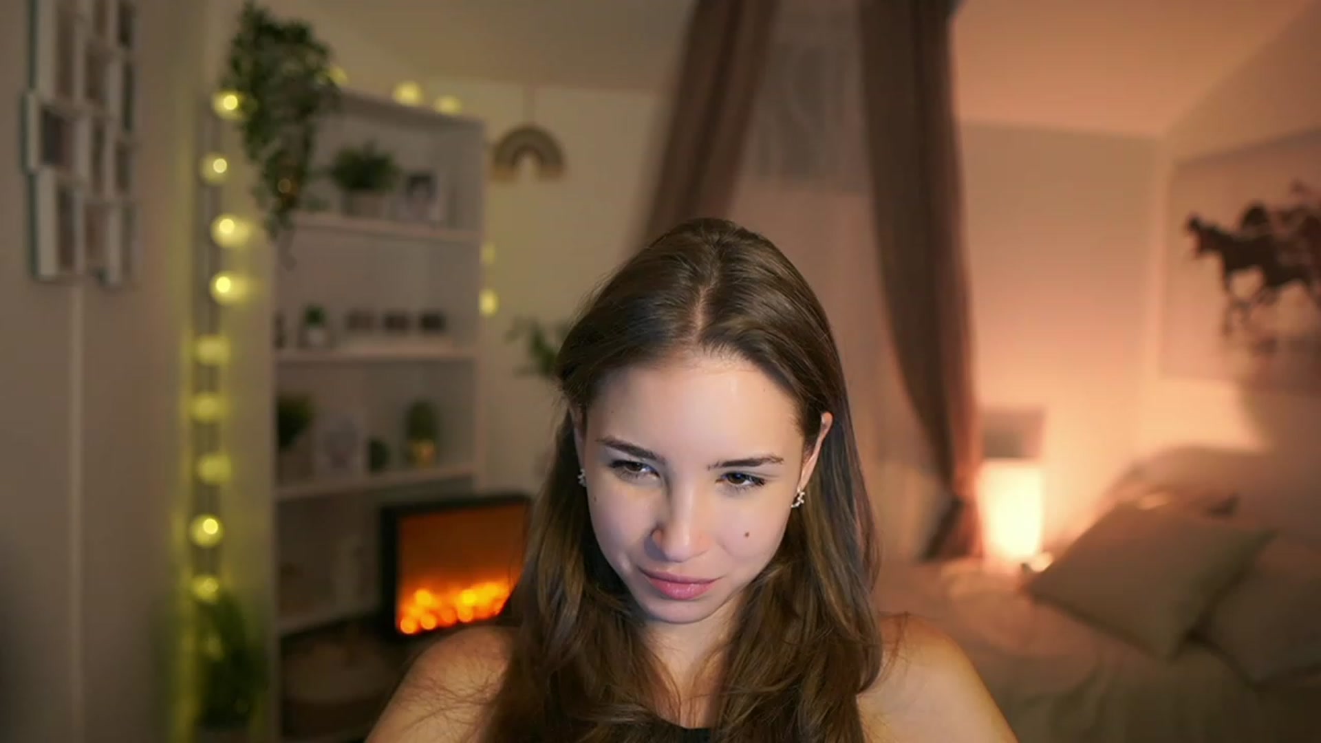Gallery image thumbnail from Shy_jane's myfreecams stream on, 10/10/2023, 14:11 image 9 of 20