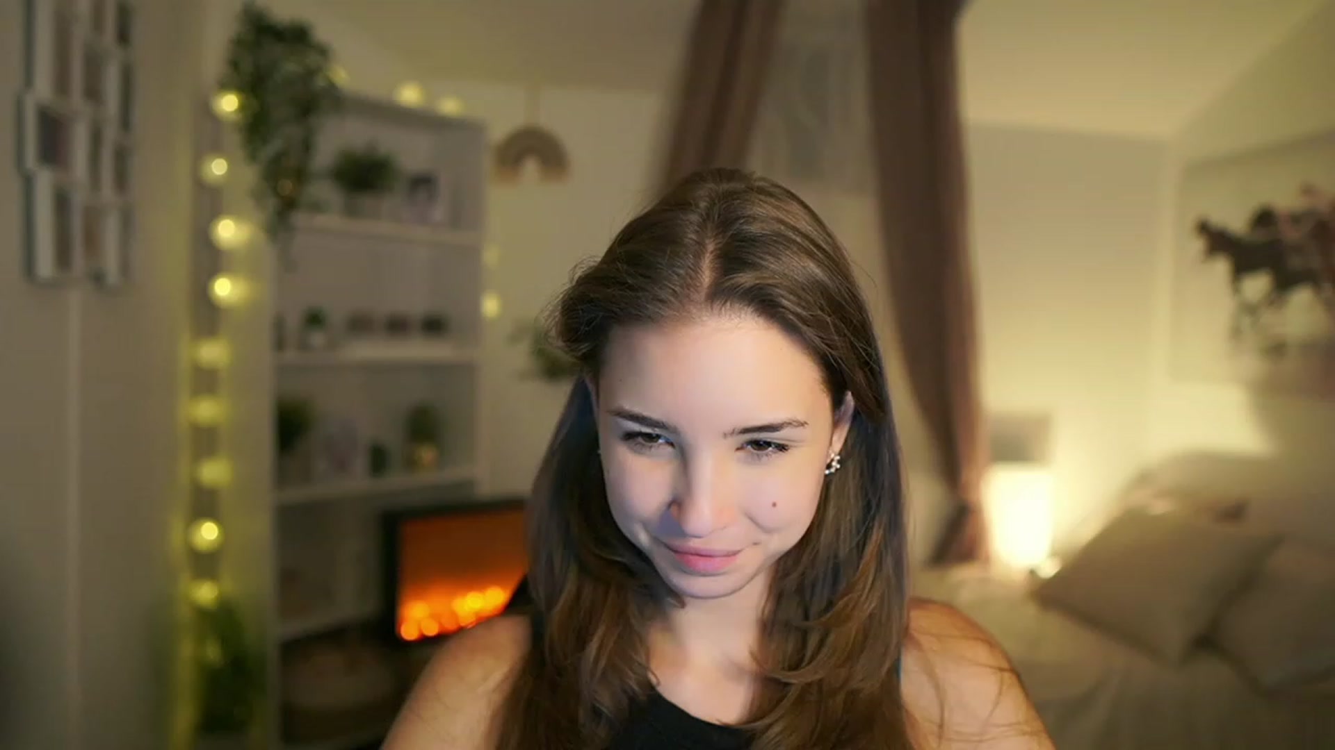 Gallery image thumbnail from Shy_jane's myfreecams stream on, 10/10/2023, 14:11 image 2 of 20